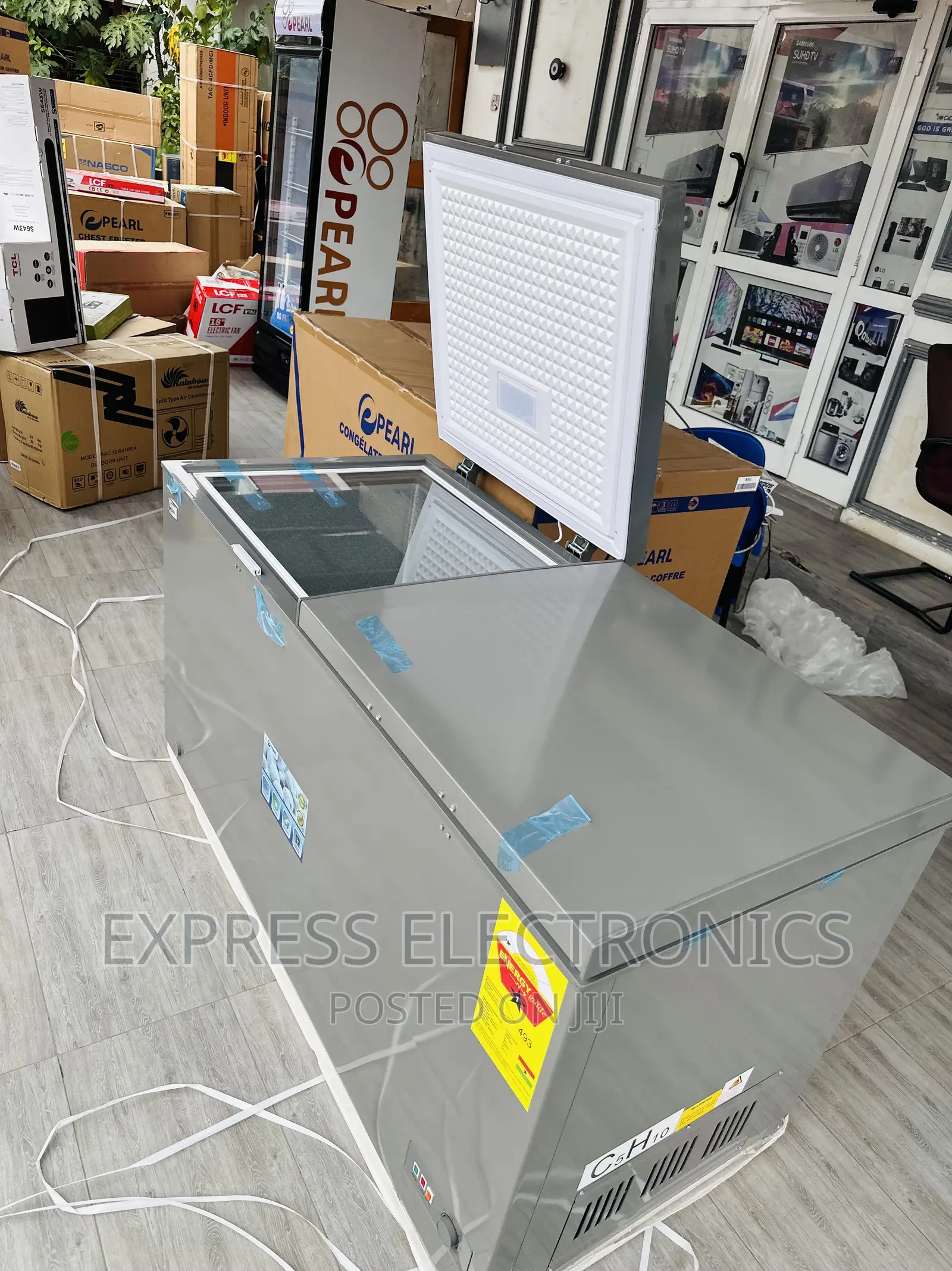 Pearl PCF-610 516L —Double Door Chest Freezer 