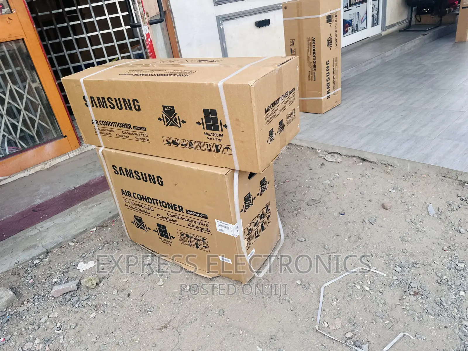 Neatly Sealed in Box Split R410 Gas Samsung 1.5hp