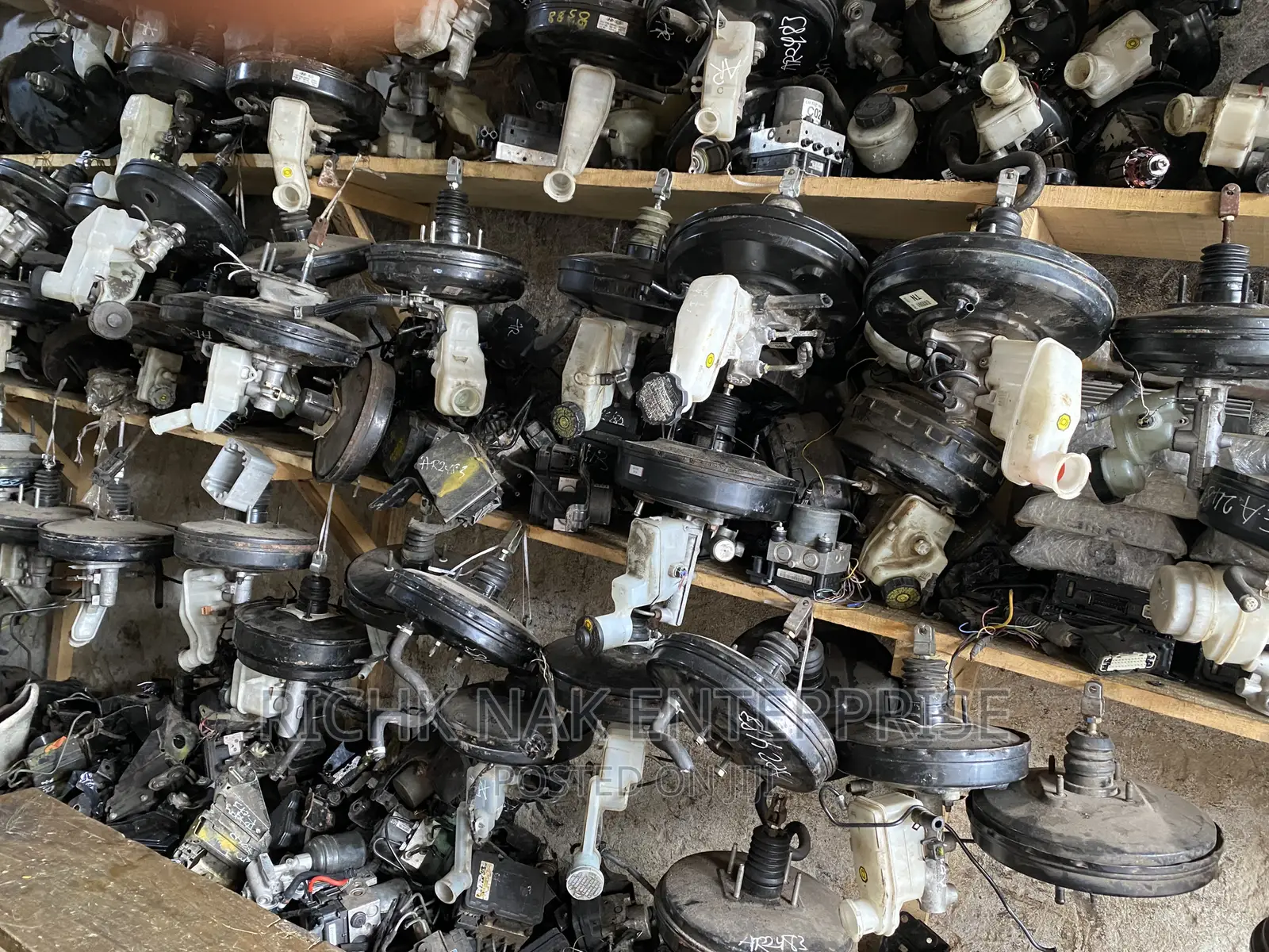 All Kinds of Brakes Master Cylinder Available