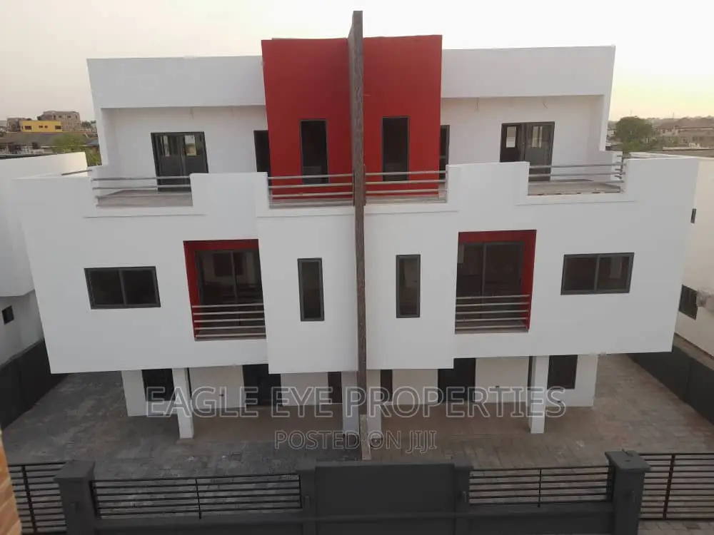 4bdrm House in Oyarifa for sale