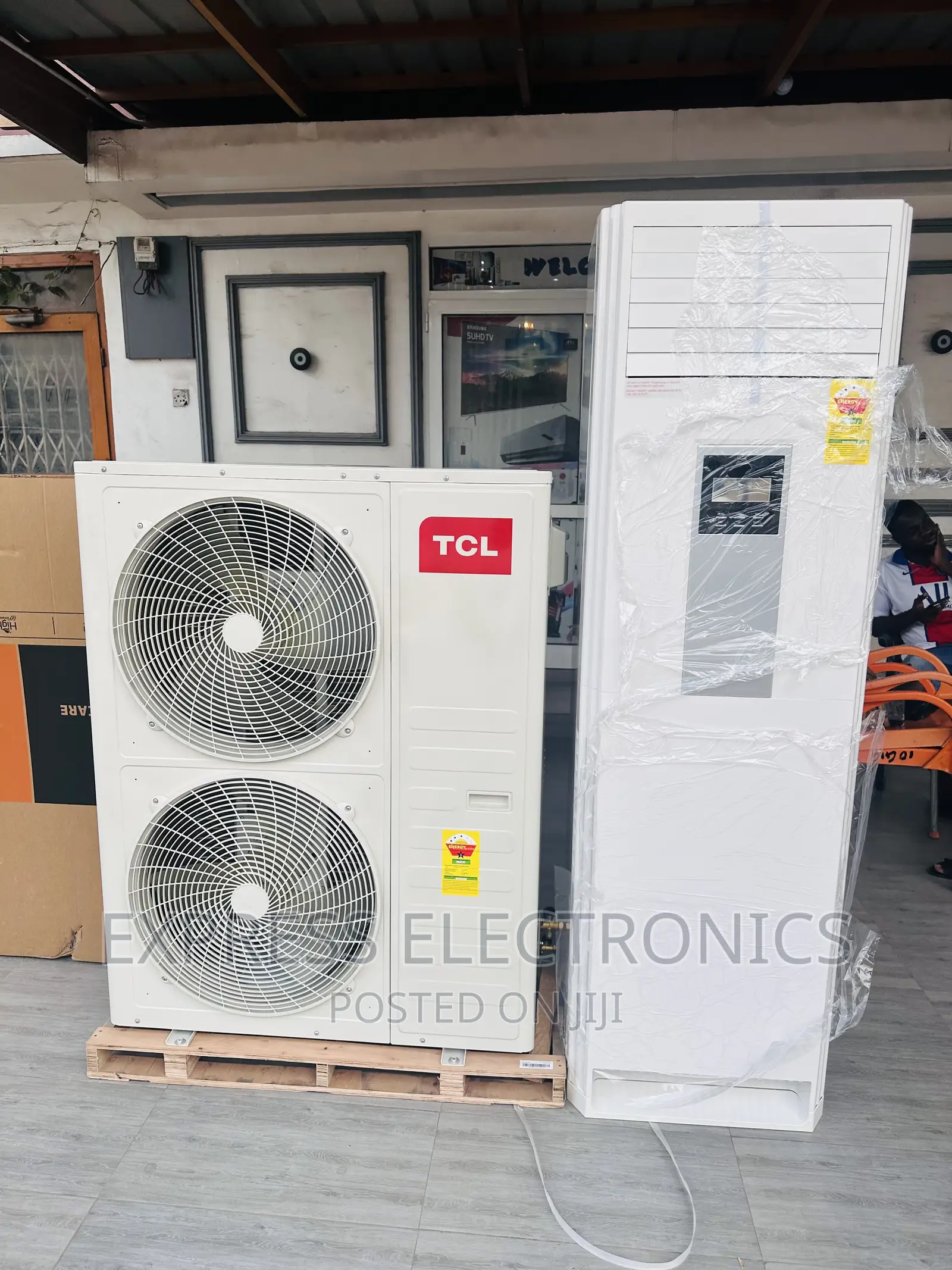 UNIQUE Design White TCL 5hp Floor Standing 