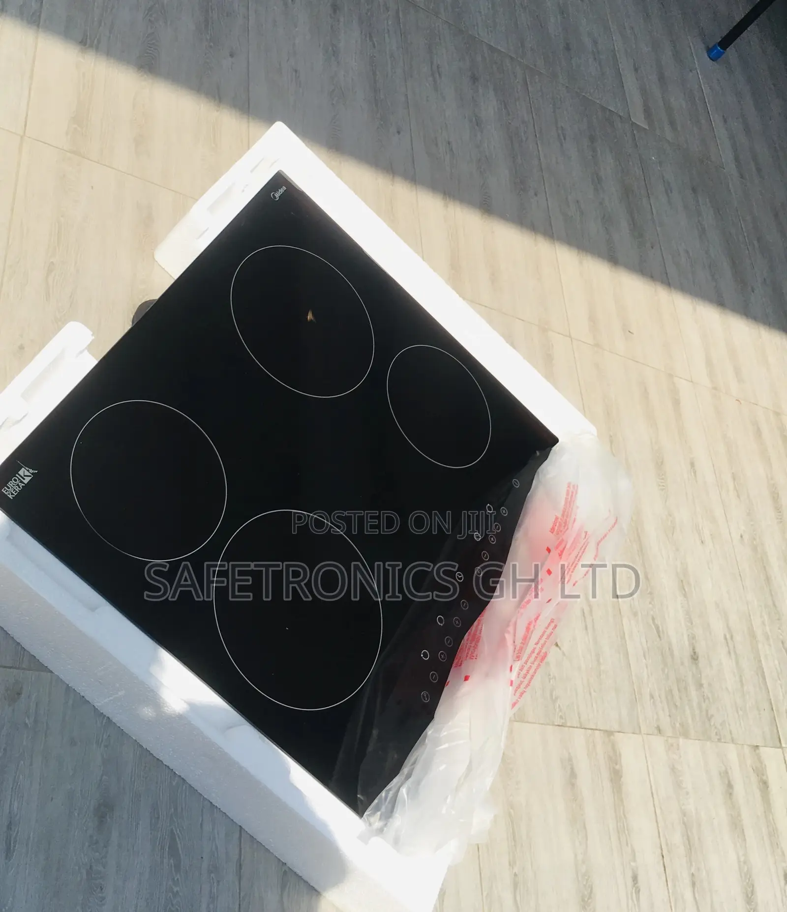 4 Hobs Cooker Midea Electric Essential Black Glass