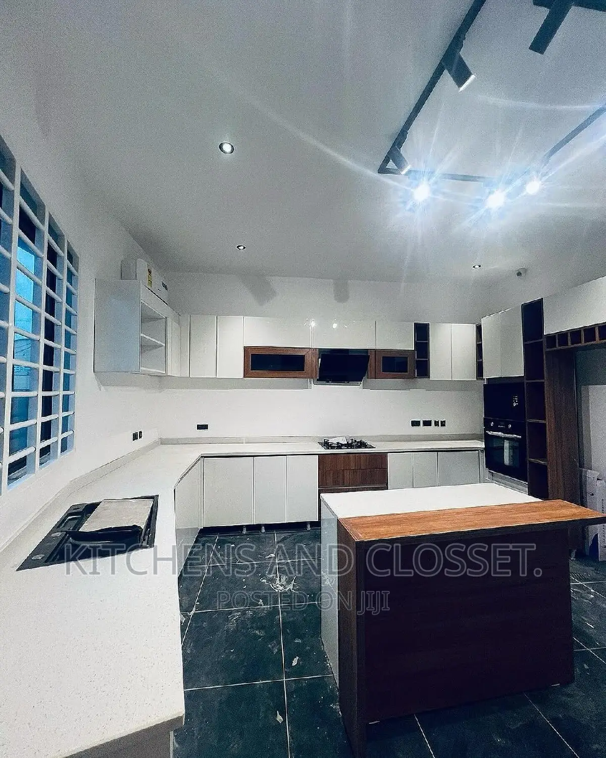 Modern Kitchen Cabinet