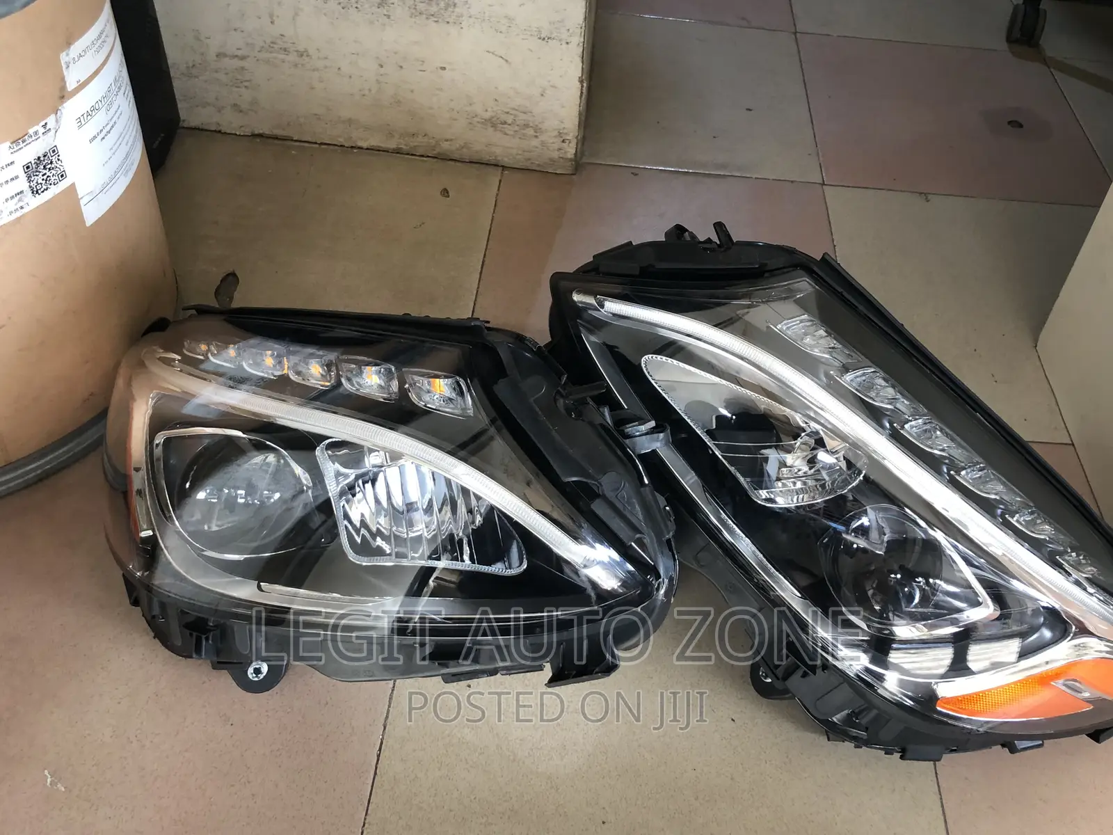 Mercedes Benz C300 Headlight