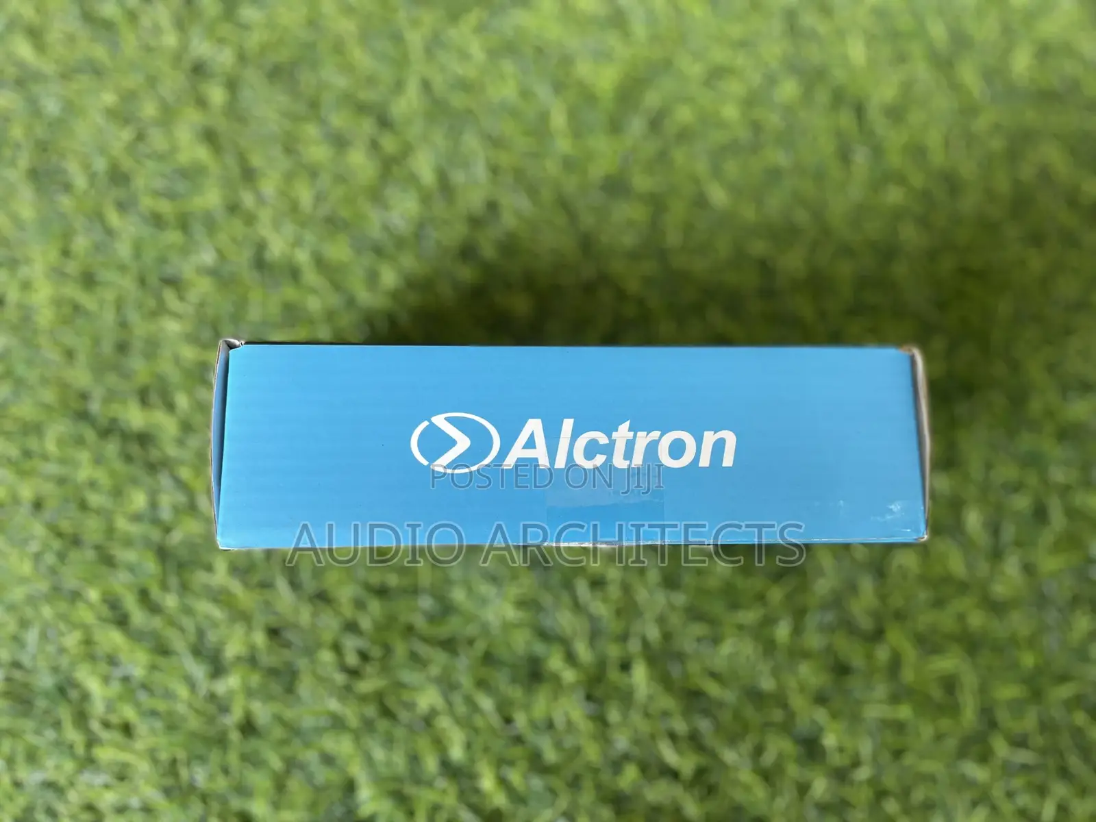 Alctron Headphone Amplifier
