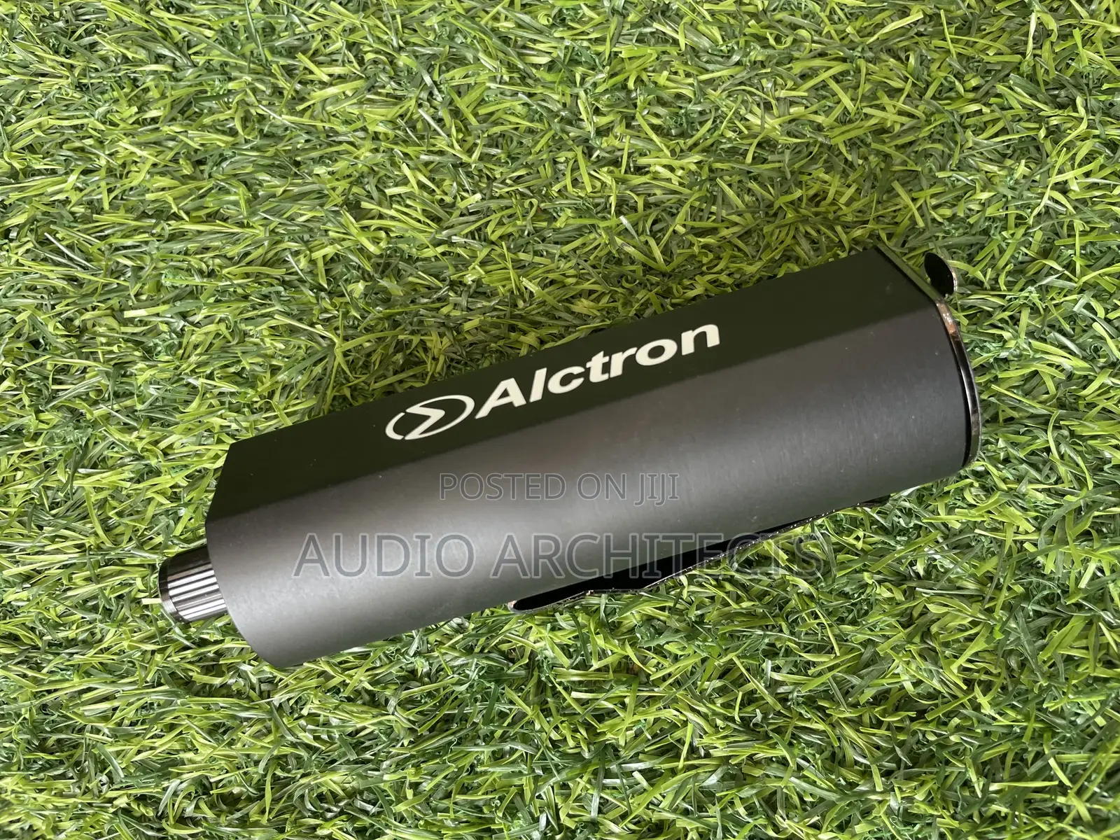 Alctron Headphone Amplifier