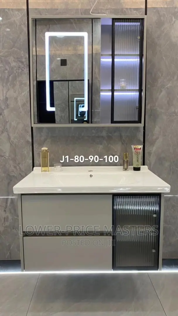 Cabinet Basin