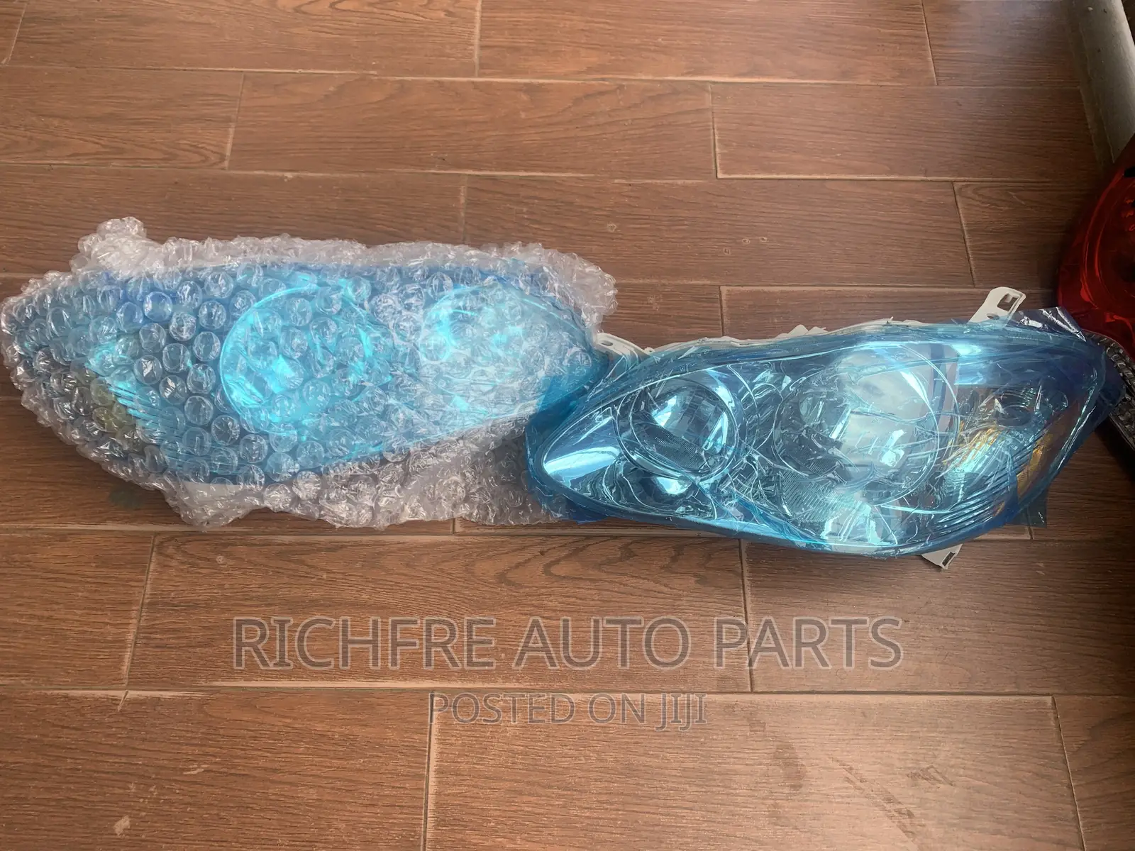 Toyota Corolla 2003-2006 Headlight.