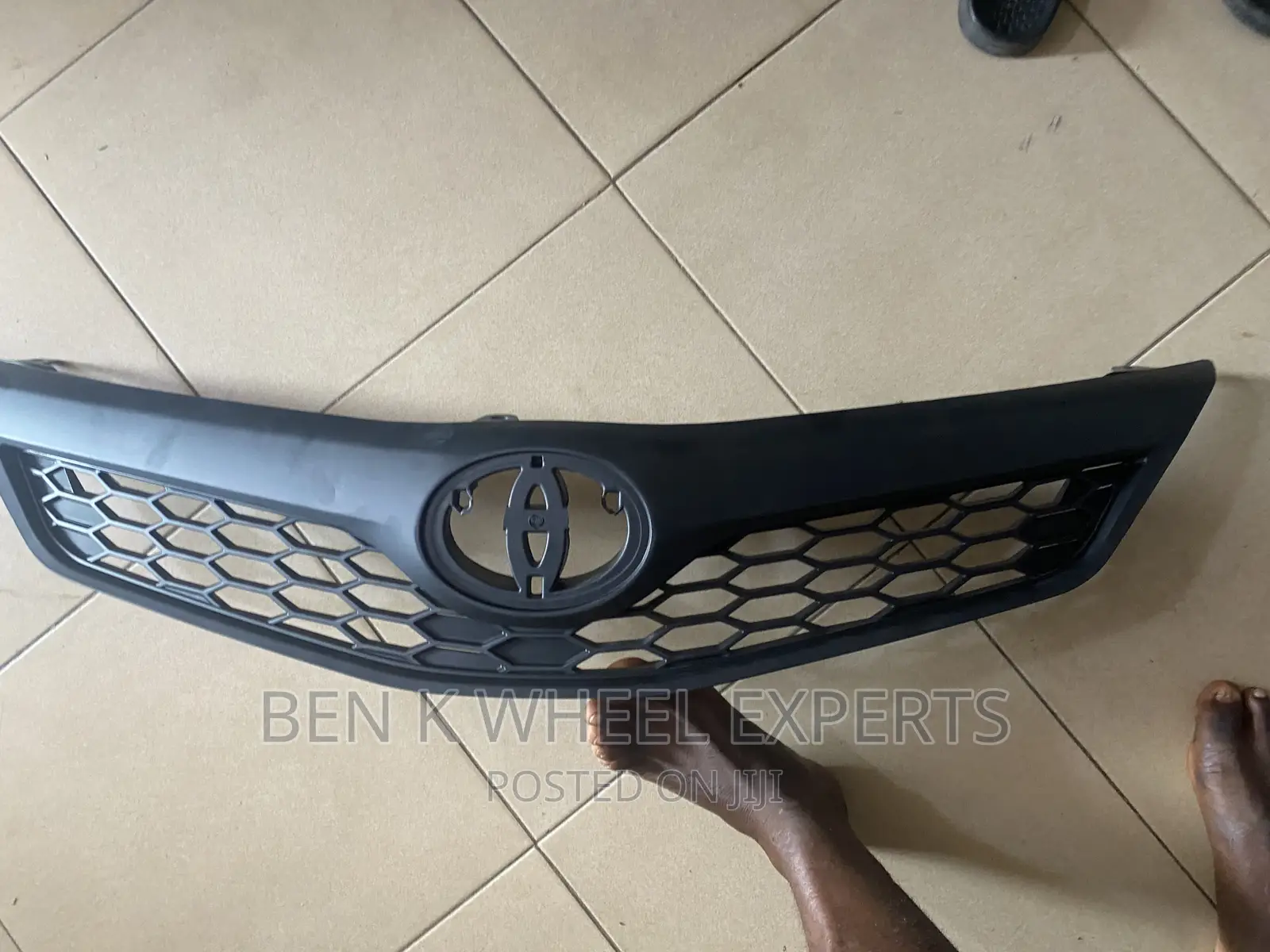 Toyota Camry Spider 2012-14 Front Grille
