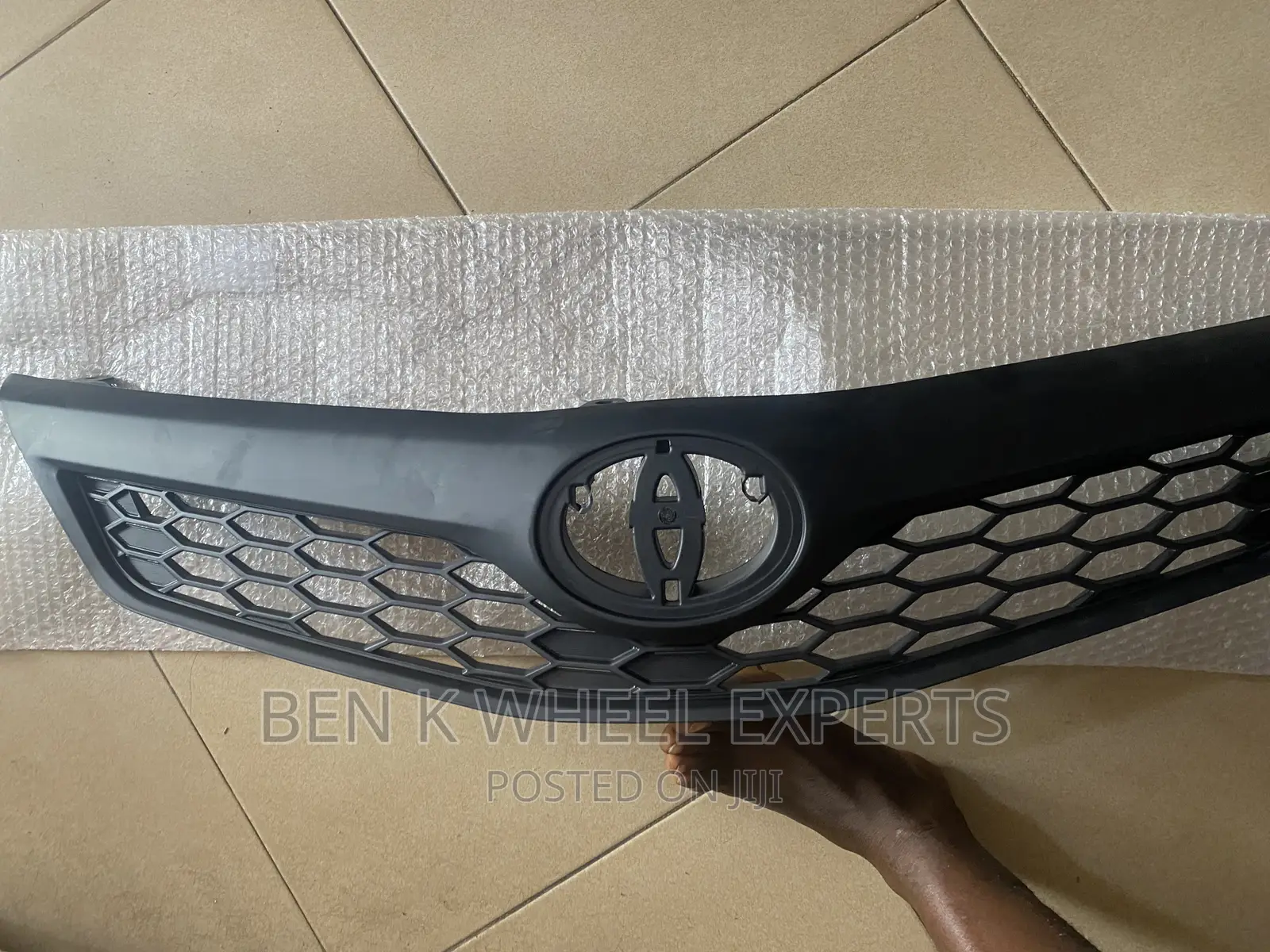 Toyota Camry Spider 2012-14 Front Grille
