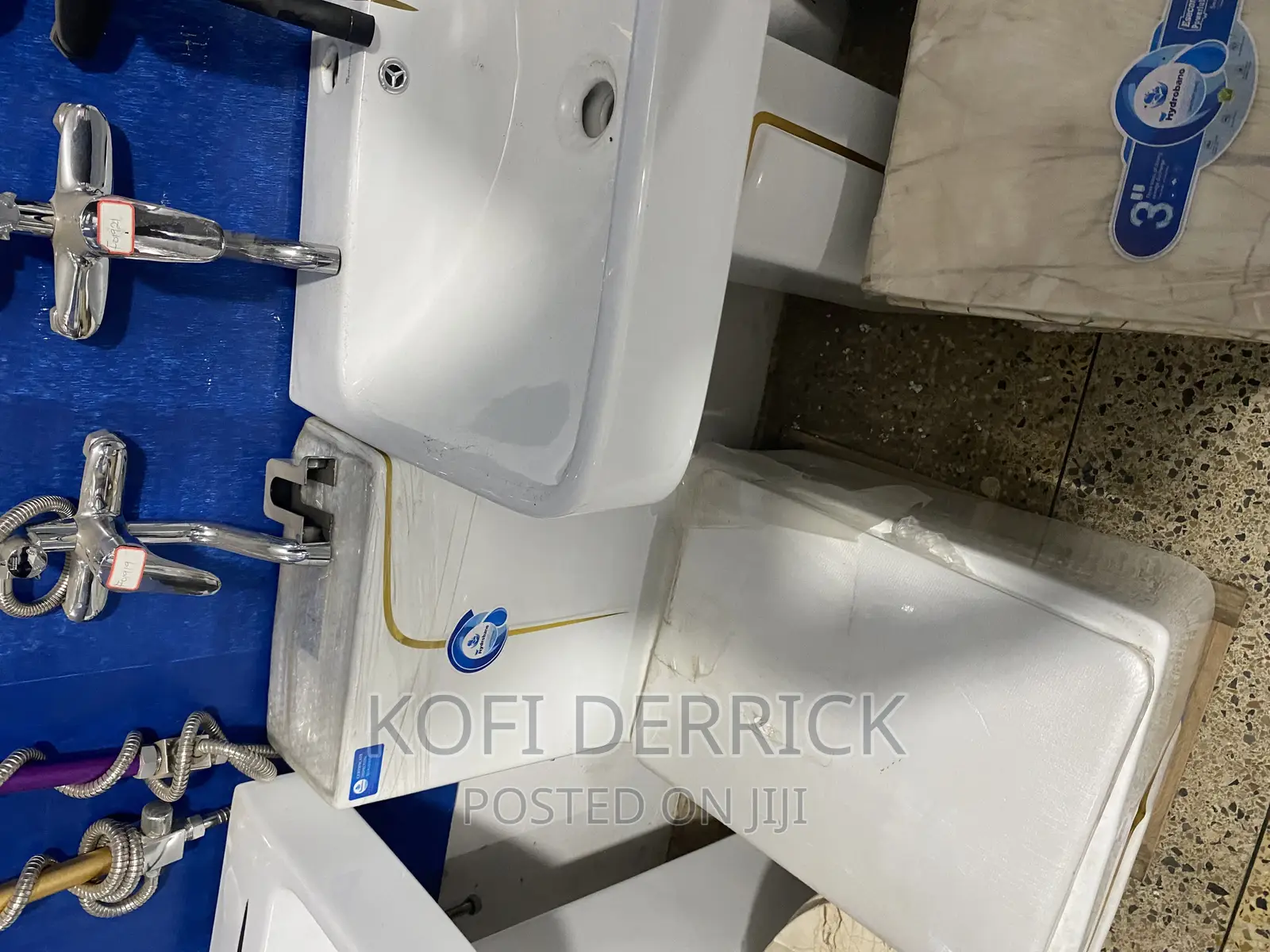 WC  Set (Toilet Seat + Basin)