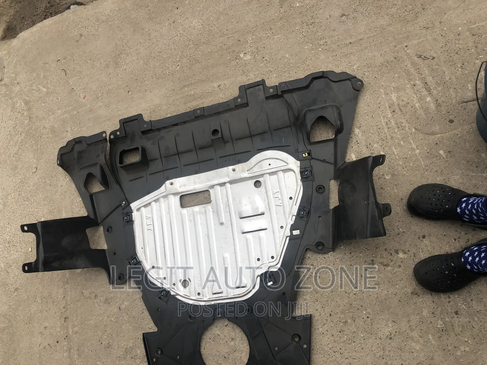 Honda CRV 2017 Engine Cover
