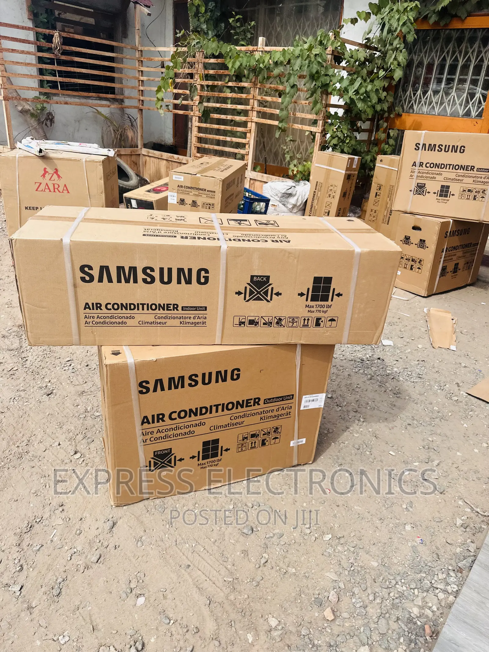 Extremely Cool  Split R410 Gas Samsung 2hp