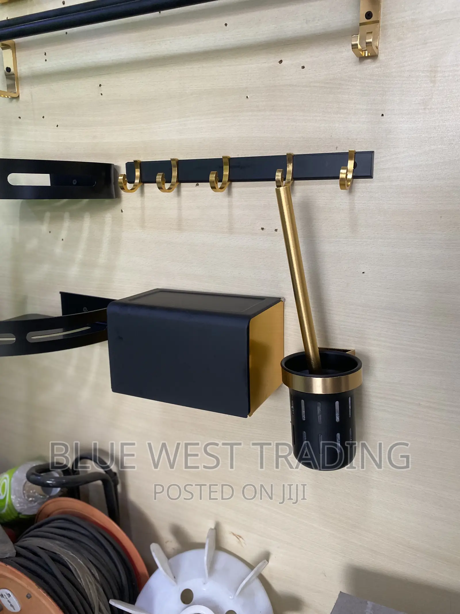 Black and Gold Bathroom Accessories - Bathroom Accessories