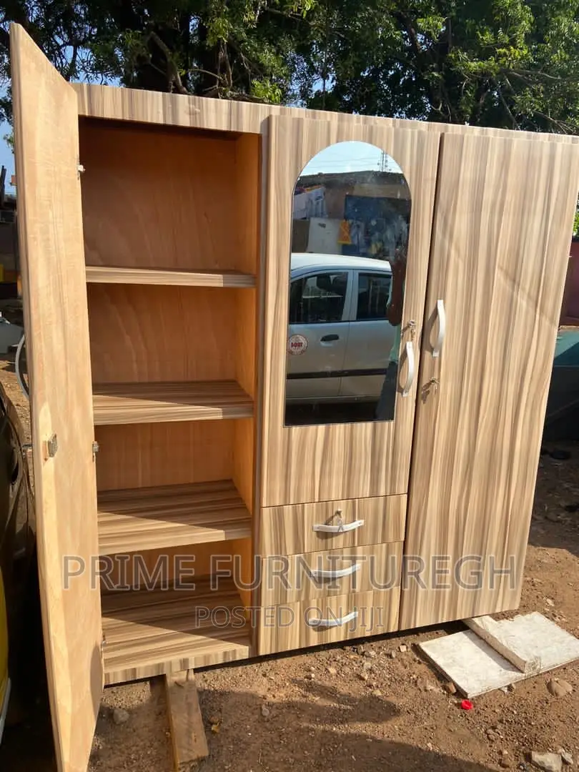 3in1 Wardrobe With Dressing Mirror