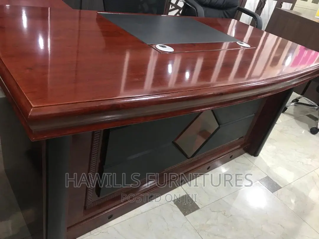 Executive Boss Desk