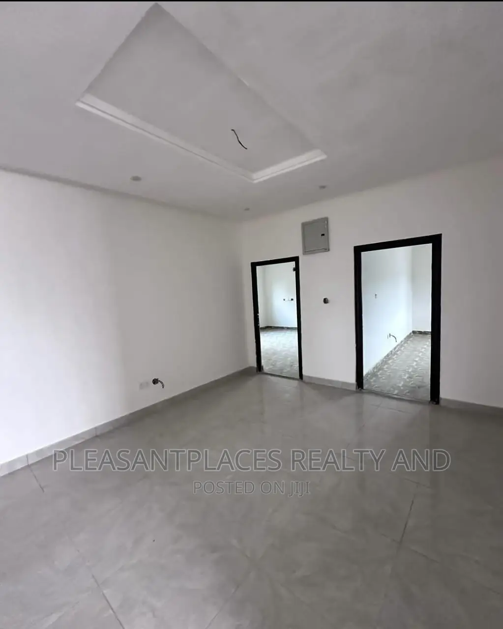 4bdrm Duplex in Pleasantplaces, East Legon for rent