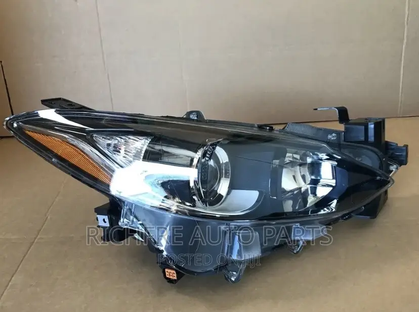 Mazda 3 2016 Headlight