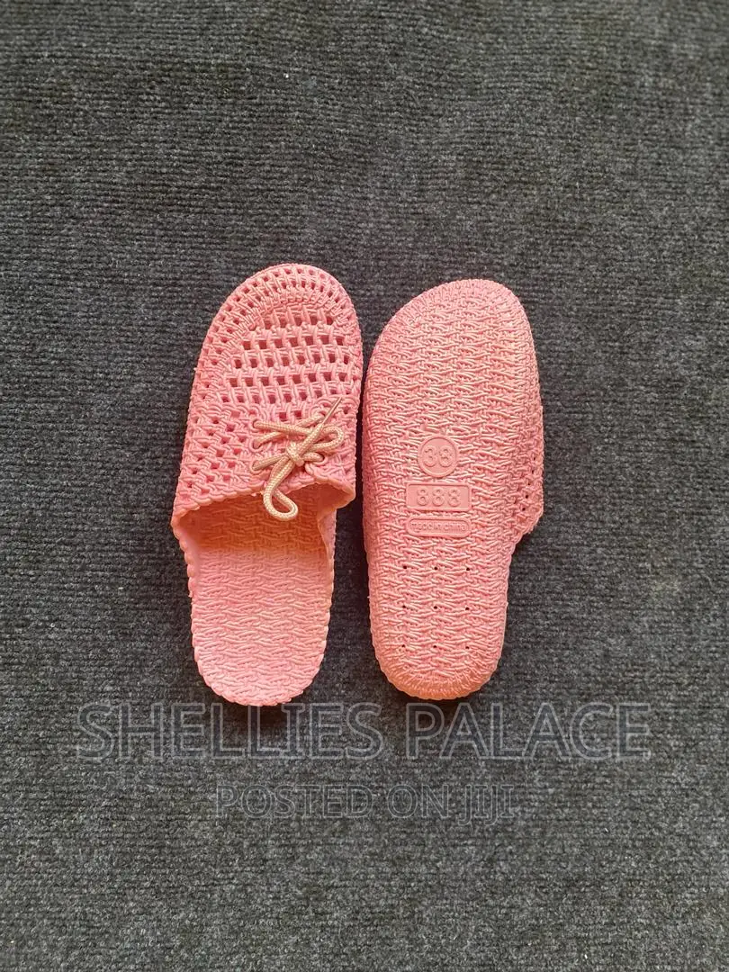 Nano Ladies Very Comfortable Slippers