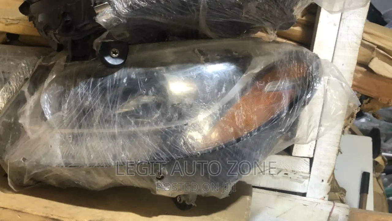Mercedes Benz C300 Normal Headlight