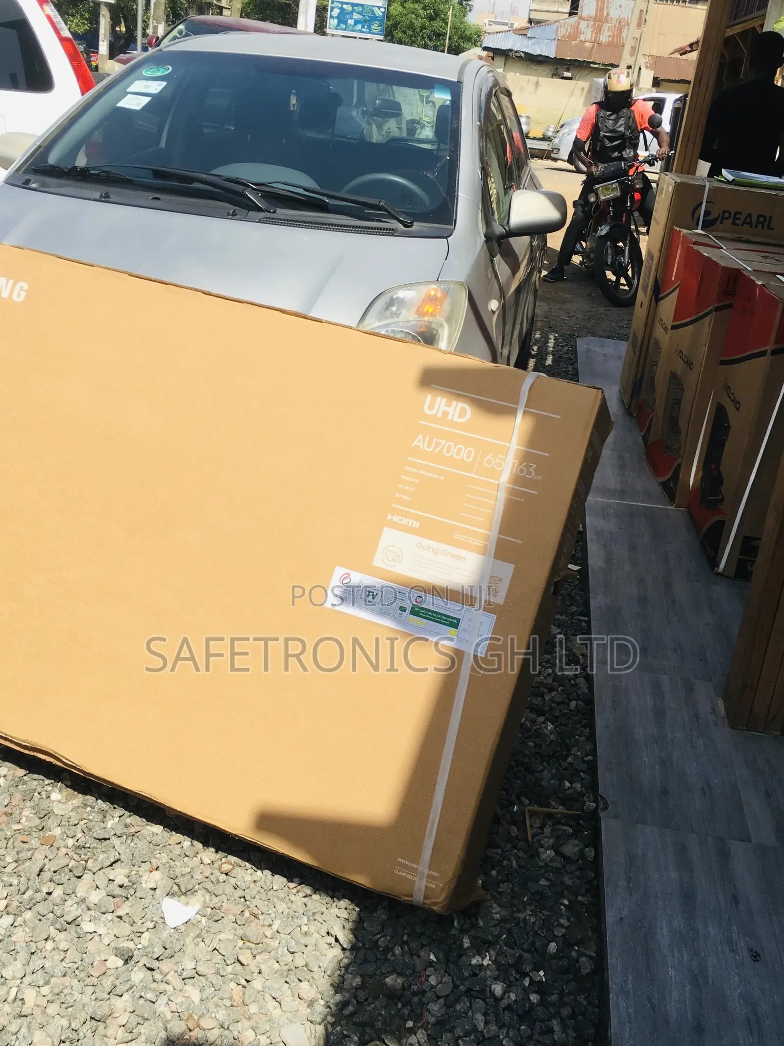 Black AU70 Smart Electric Samsung Glossy Led Tv