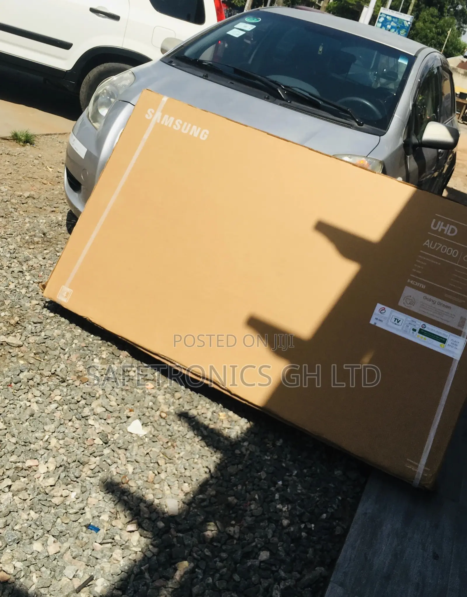 65 Inches Glossy Led Black AU70 Smart Electric Samsung Tv