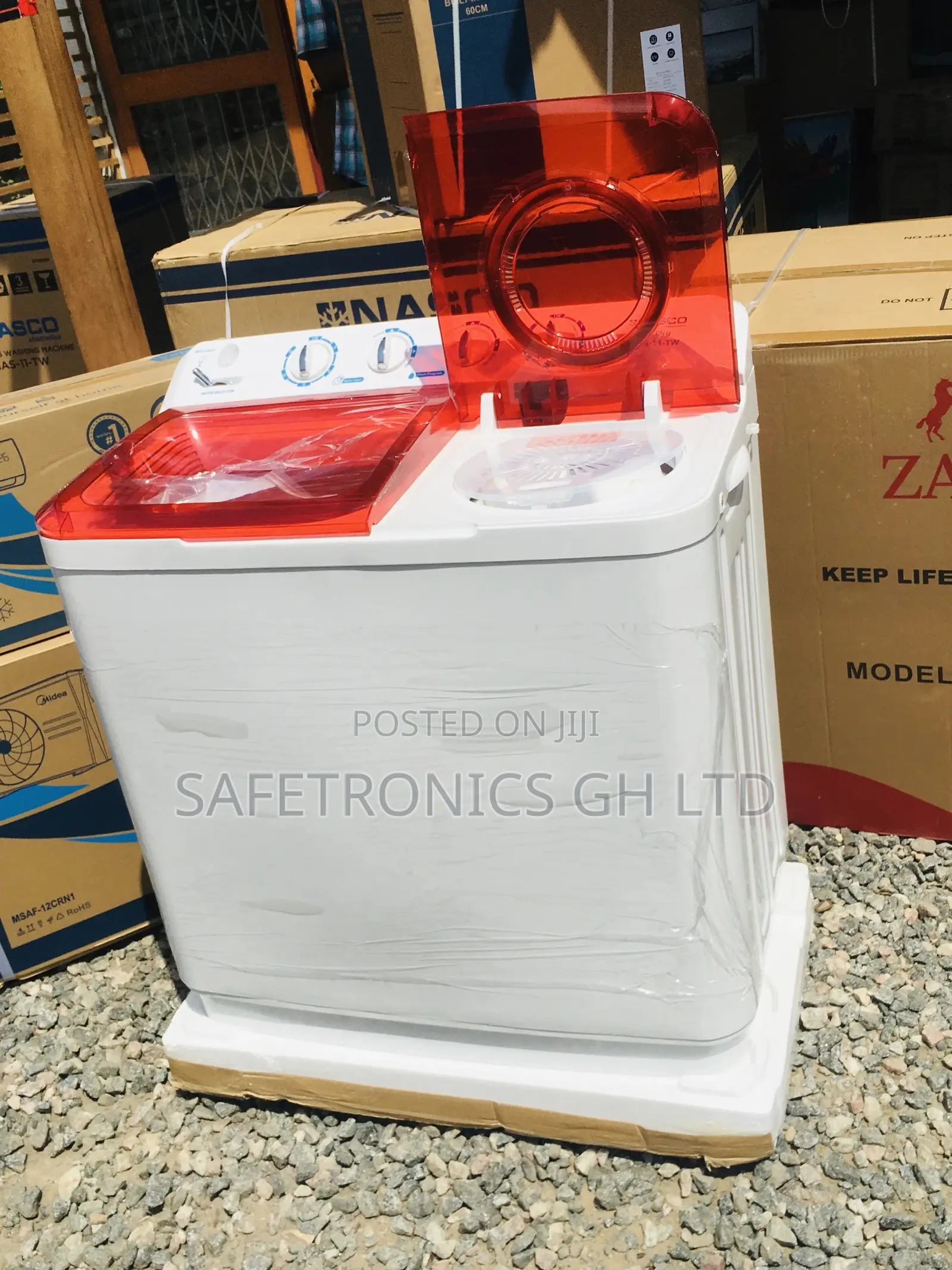 Red/White Semiautomatic 11kg Nasco Topload Washingmachine