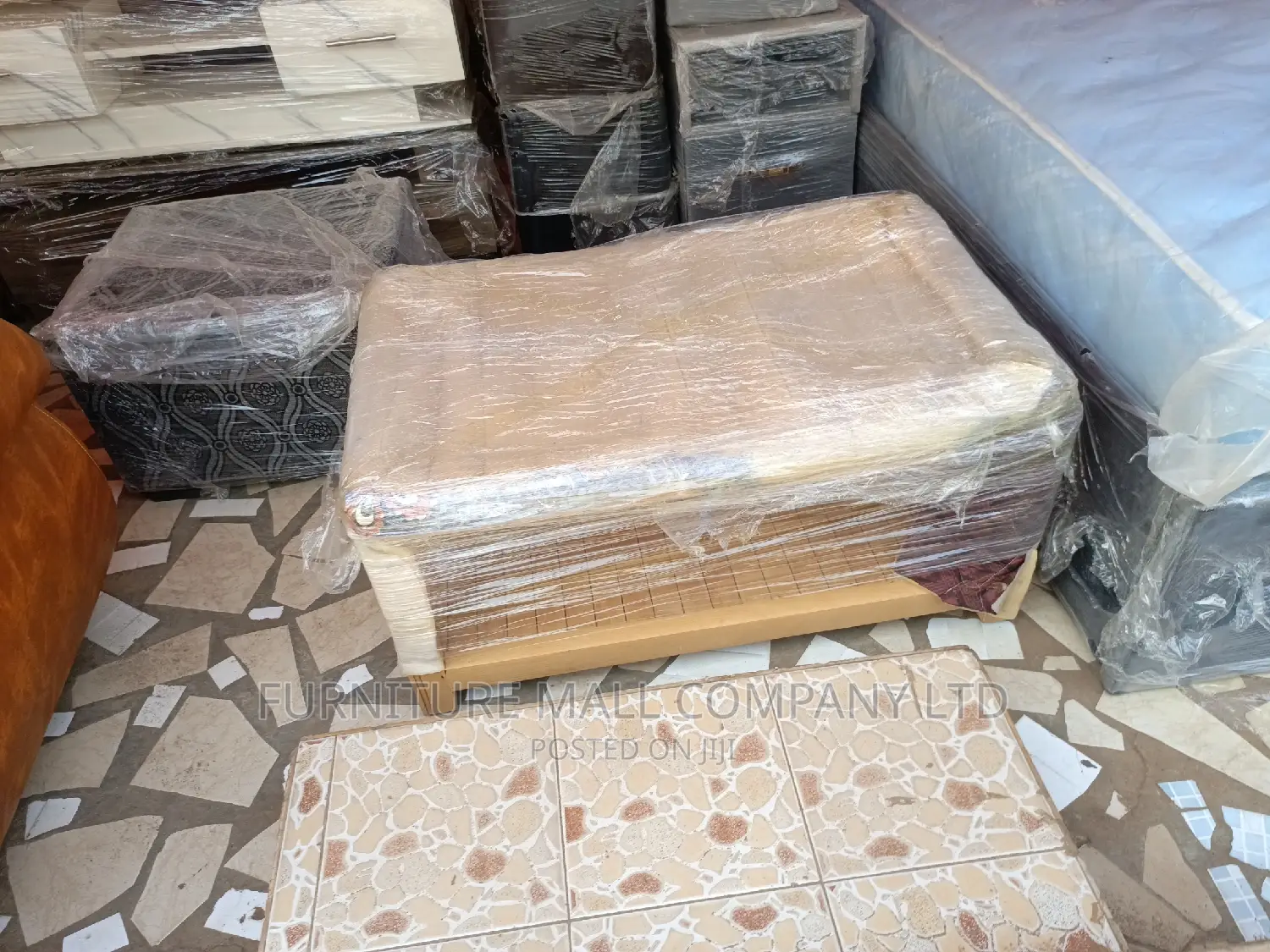 Sweet Glass Centre Table Available as Seen