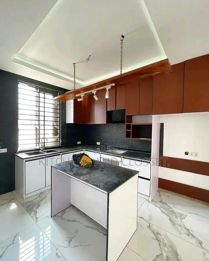 Modern Kitchen Cabinet