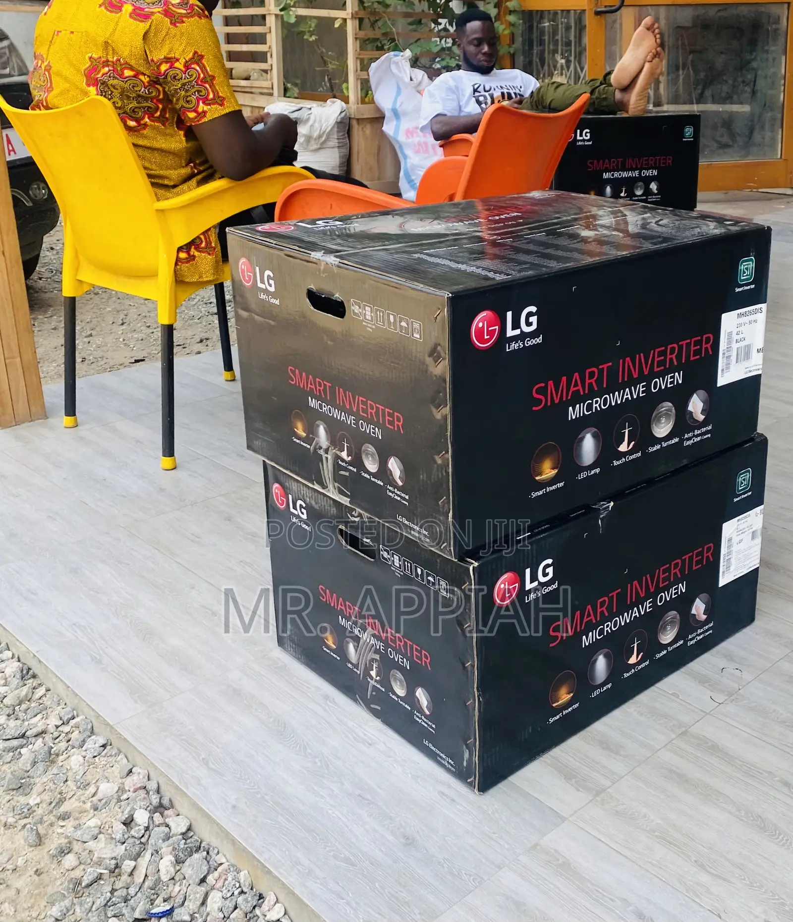 Buy Adorable LG MS4295CIS Electric Microwave Oven(Gray).