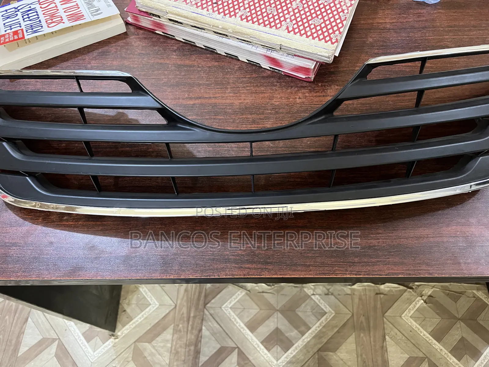 Toyota Camry Top Grille