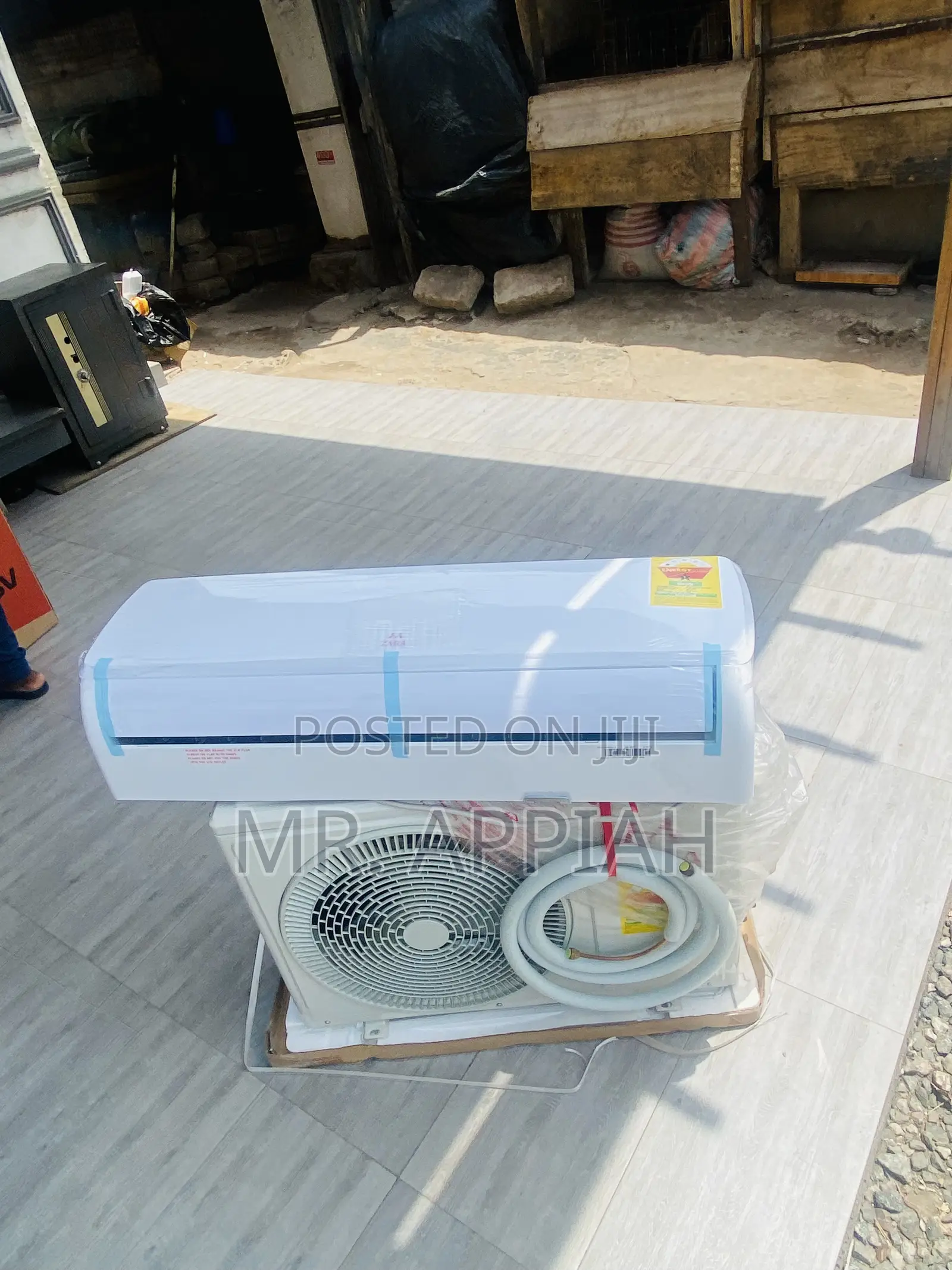 Latest Zara 1.5hp Split Type Air Conditioner(White)R410.
