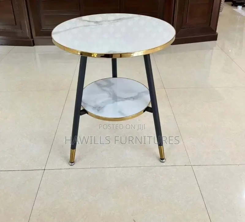 Restaurant Round Table