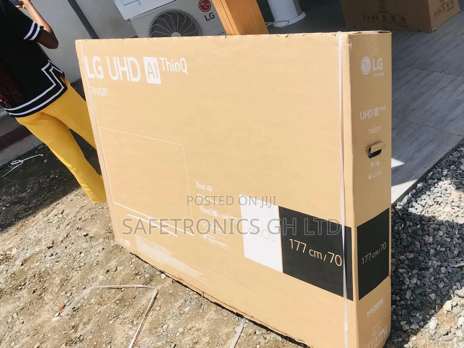 Smart Black Electric LG UHD Glossy Led UQ81 Tv