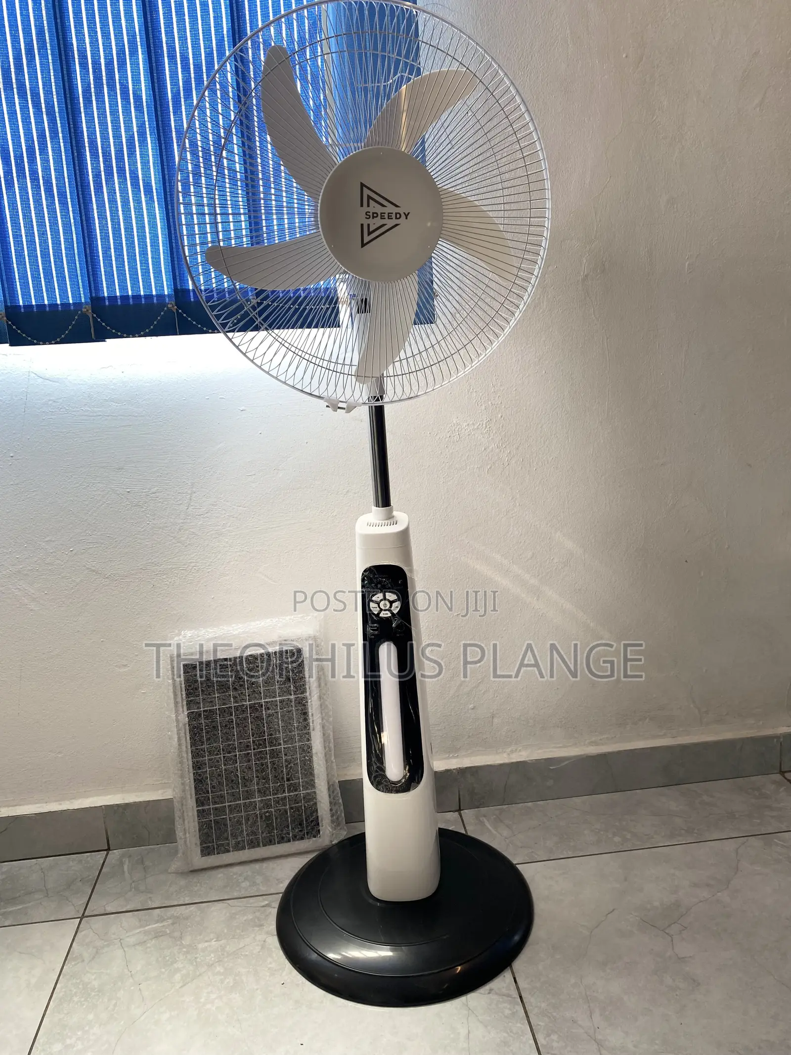 Solar Rechargeable Fan With Extra Bulbs And Remote Control