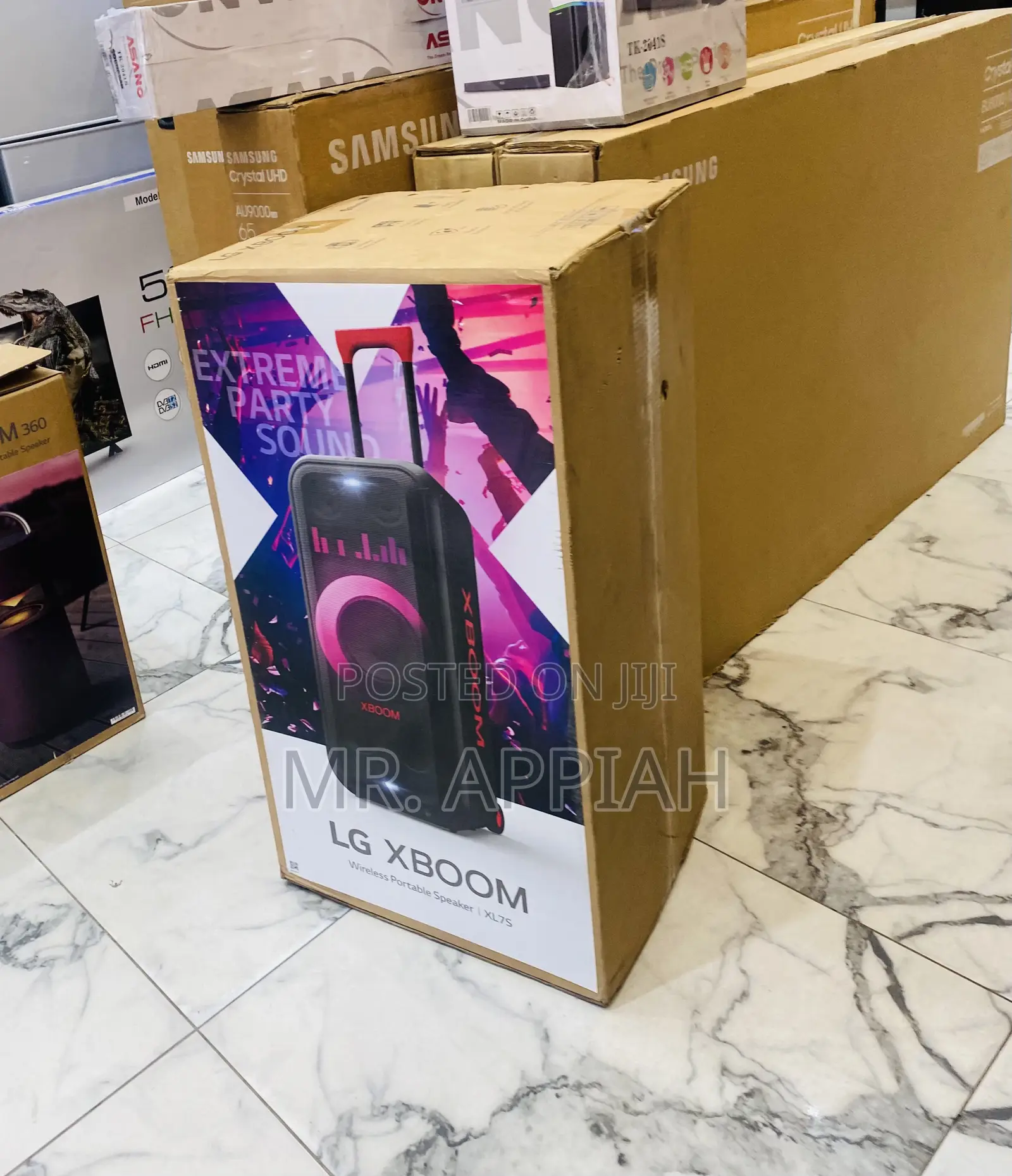 Shop Adorable LG XL7S Bluetooth Portable Speaker(Black).