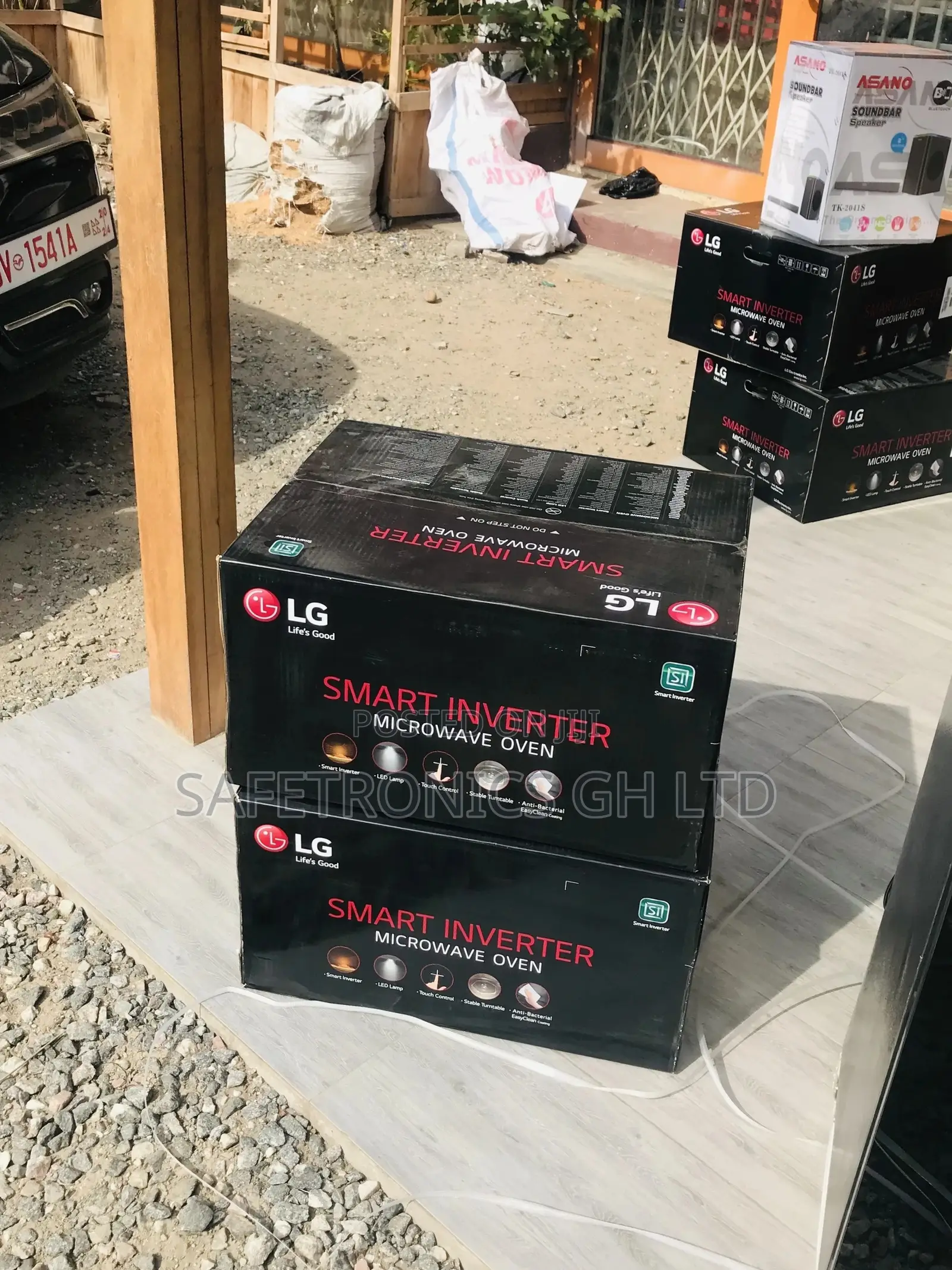 42L Smart LG Inverter MH8265CIS Countertop Microwave