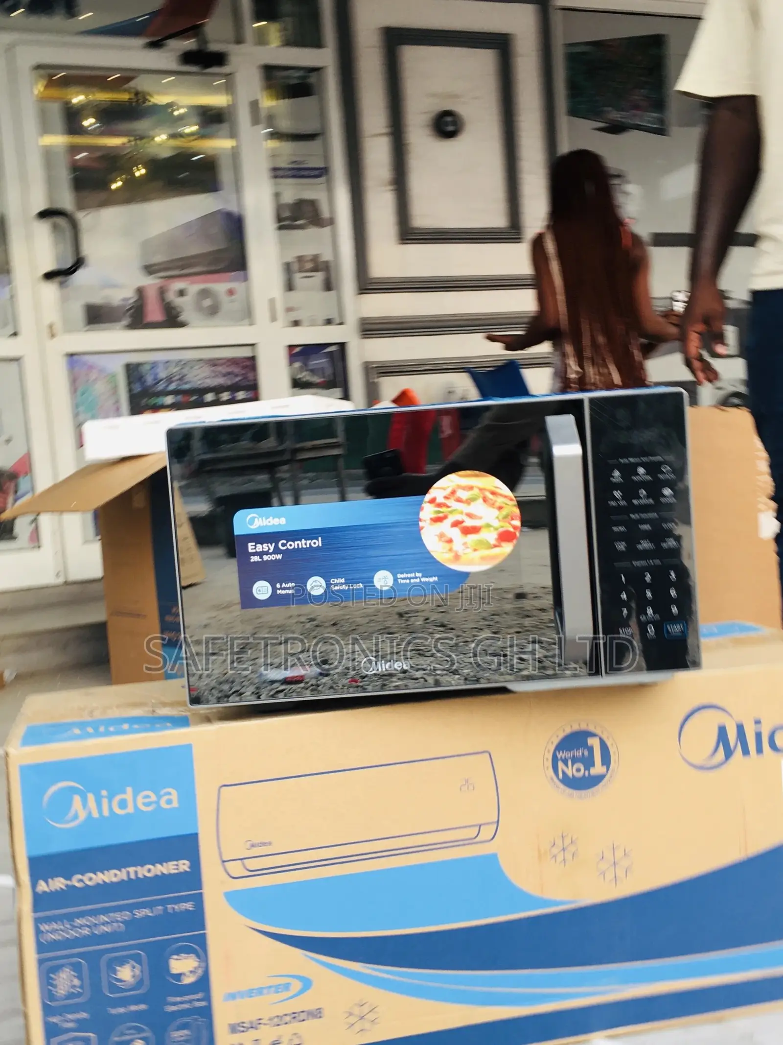 28 Liters Countertop Midea Electric Microwave