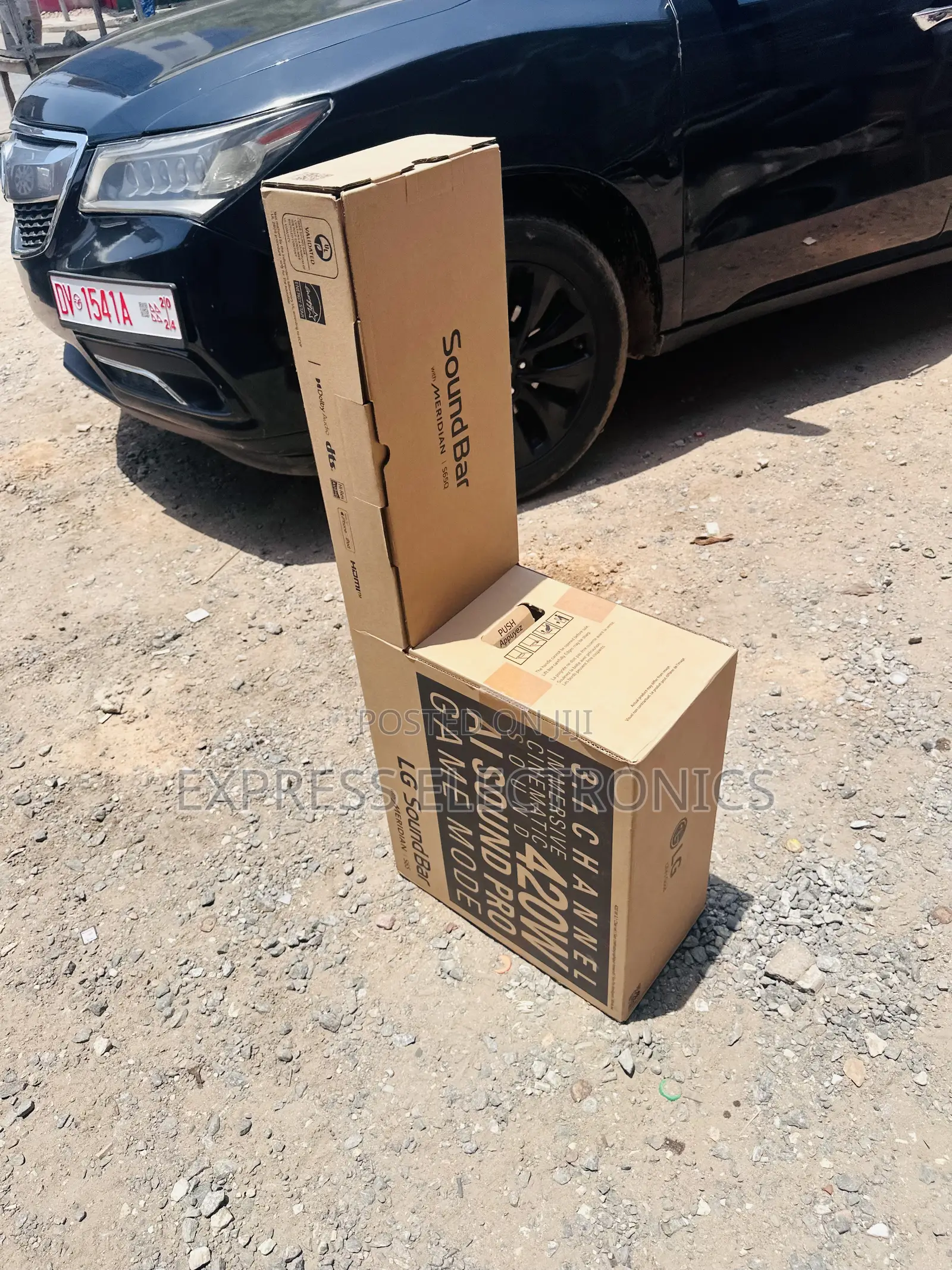 Mesmeric New Black With Woofer Soundbar LG S65Q