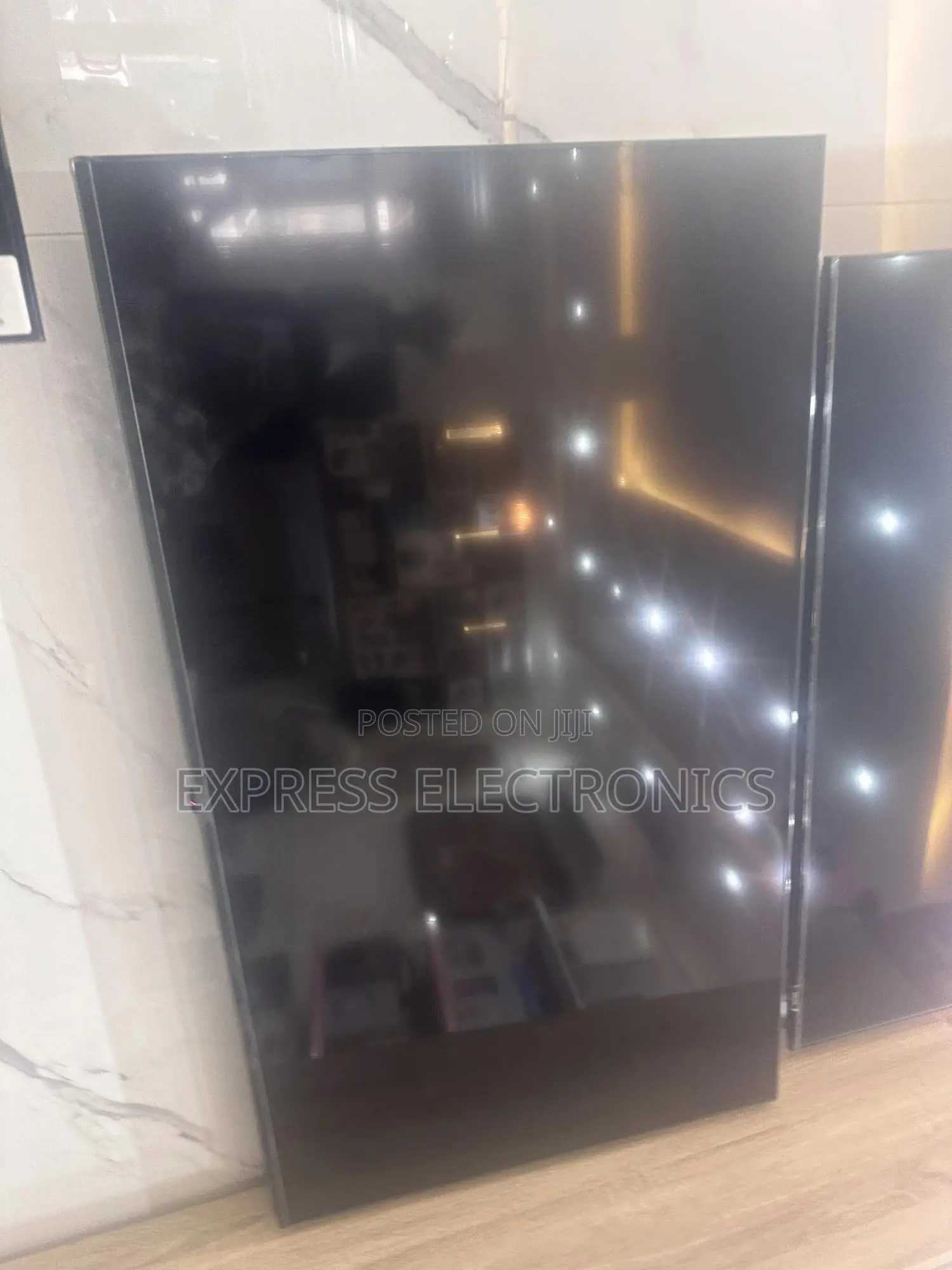 Very Awesome Slim UHD Smart 50” 50P635