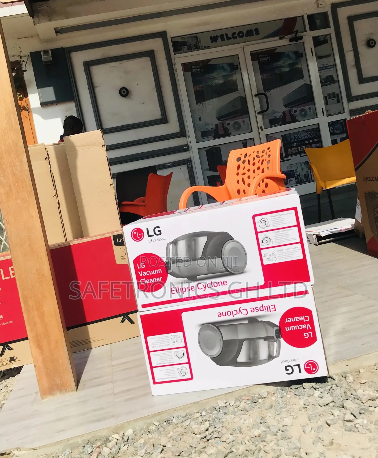2000W LG Vc5420nntr Vacuum Cleaner Black/Red