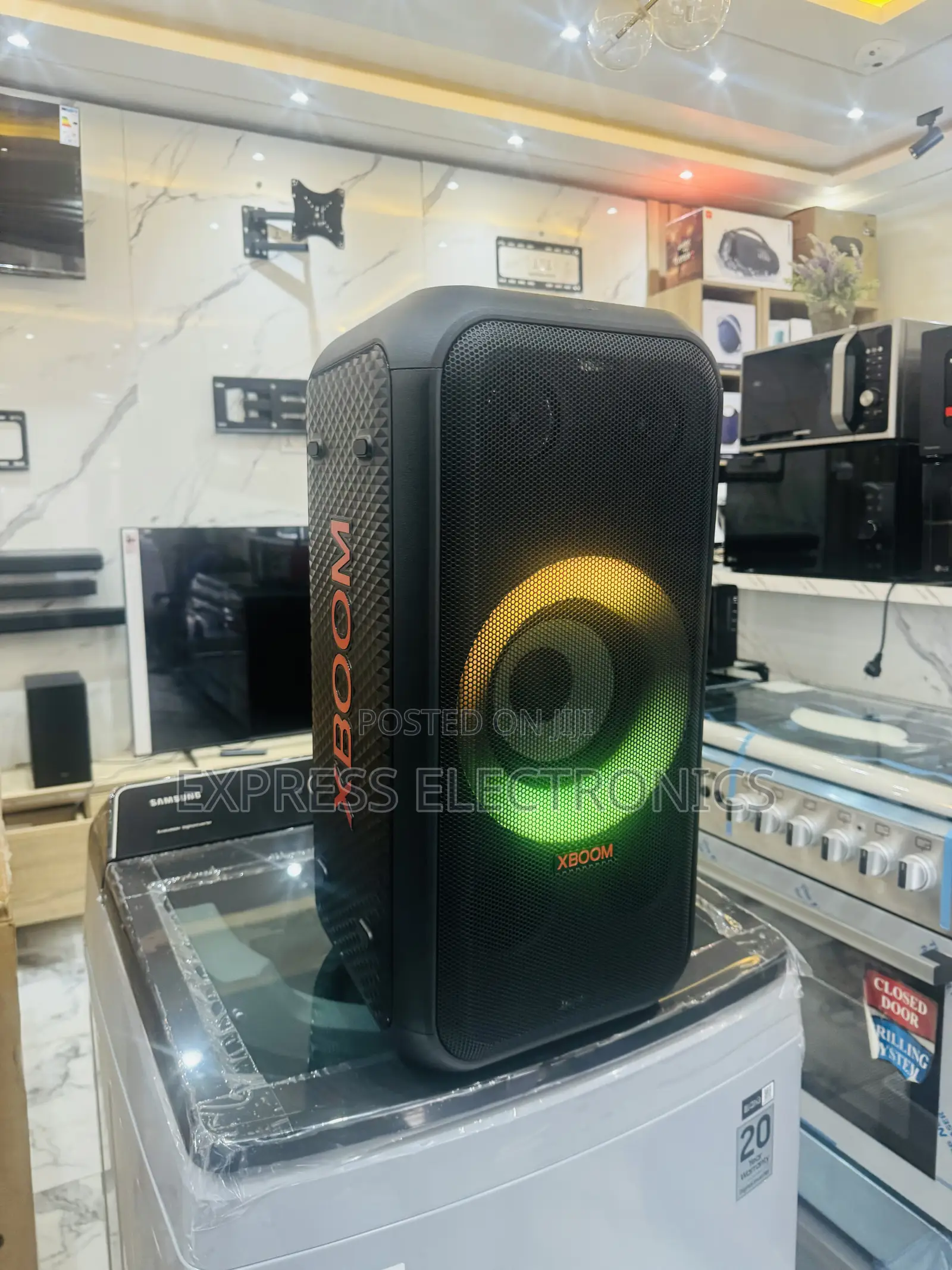 Neatly Sealed Lg Xl5s
