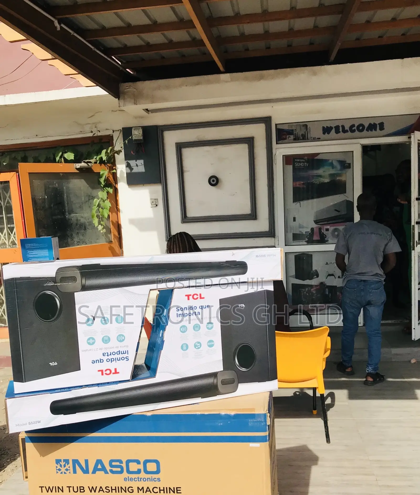 Electric Black Wireless TCL S522W Bluetooth Soundbar