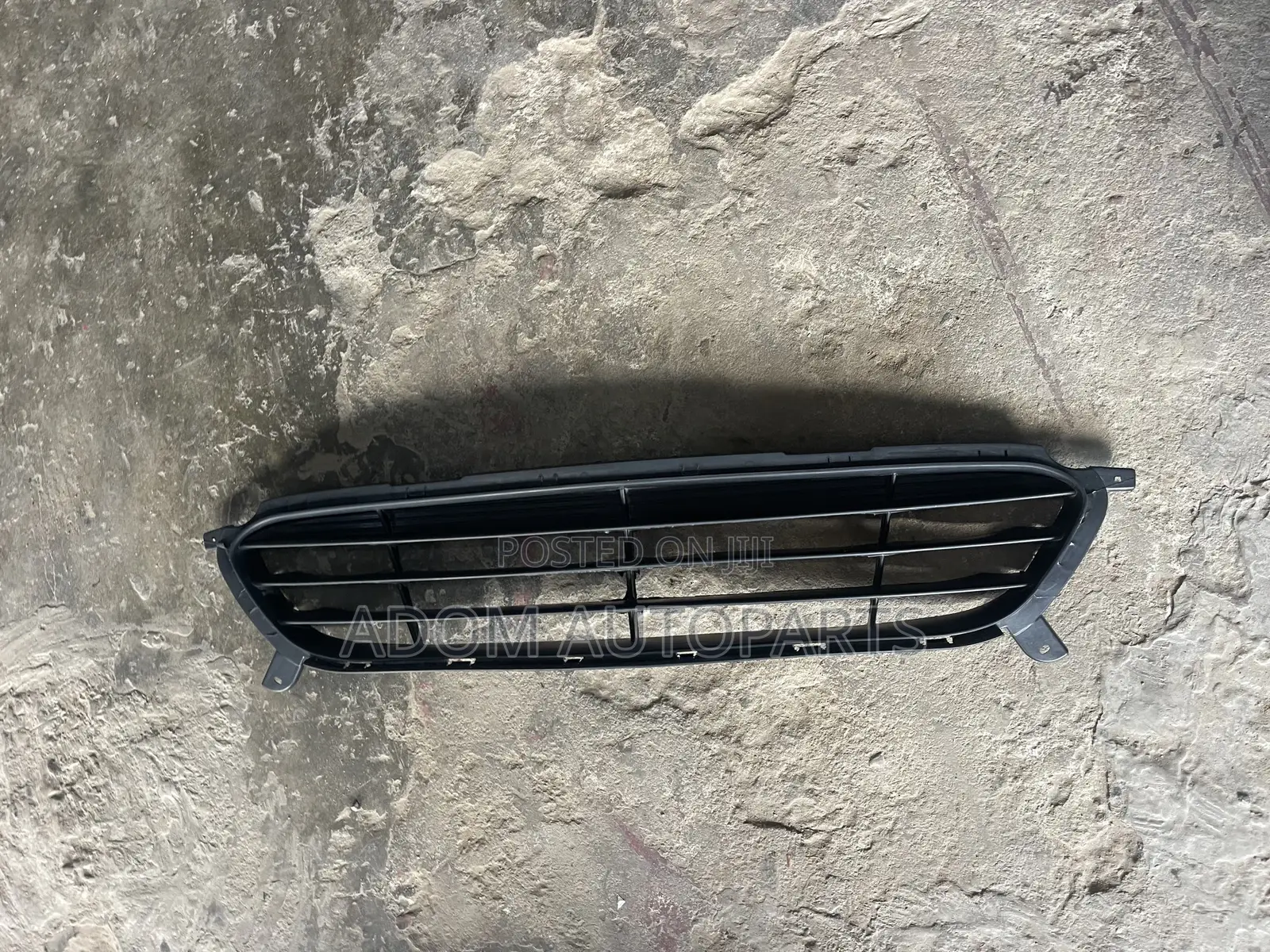Hyundai Accent Down Grill Shell 2011 2012 2013 2014 2015