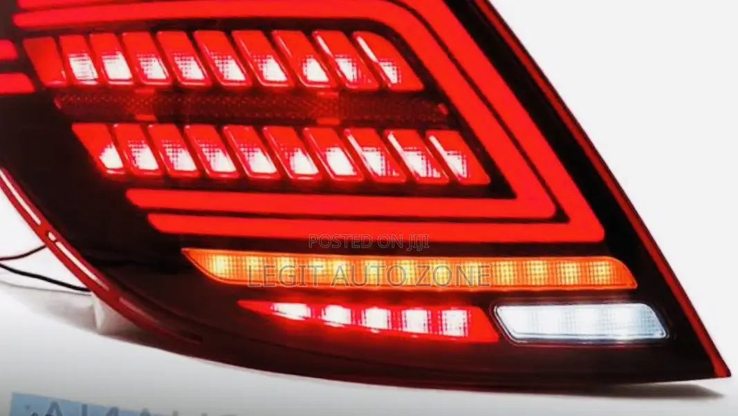Mercedes Benz 2008-2014 W204 C250-C300 LED Taillights