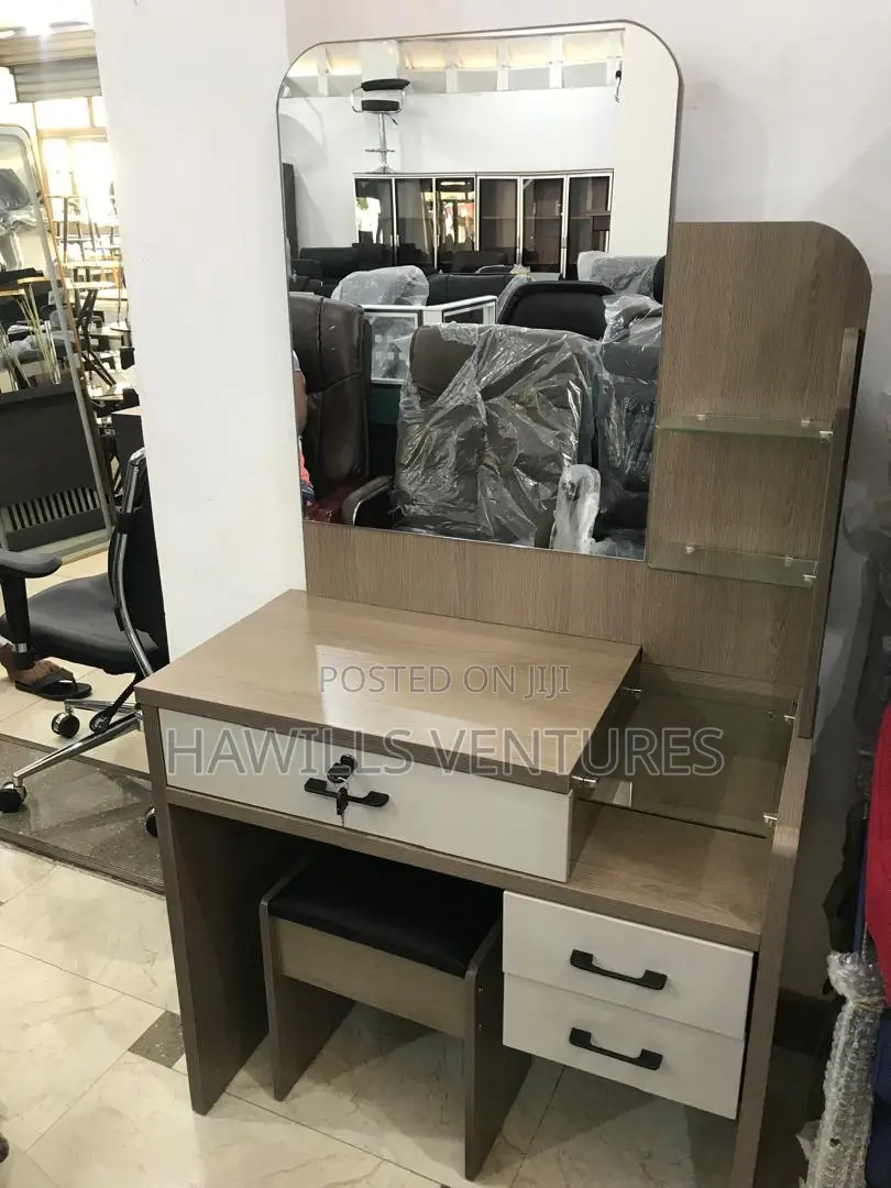 Dressing Mirror Set