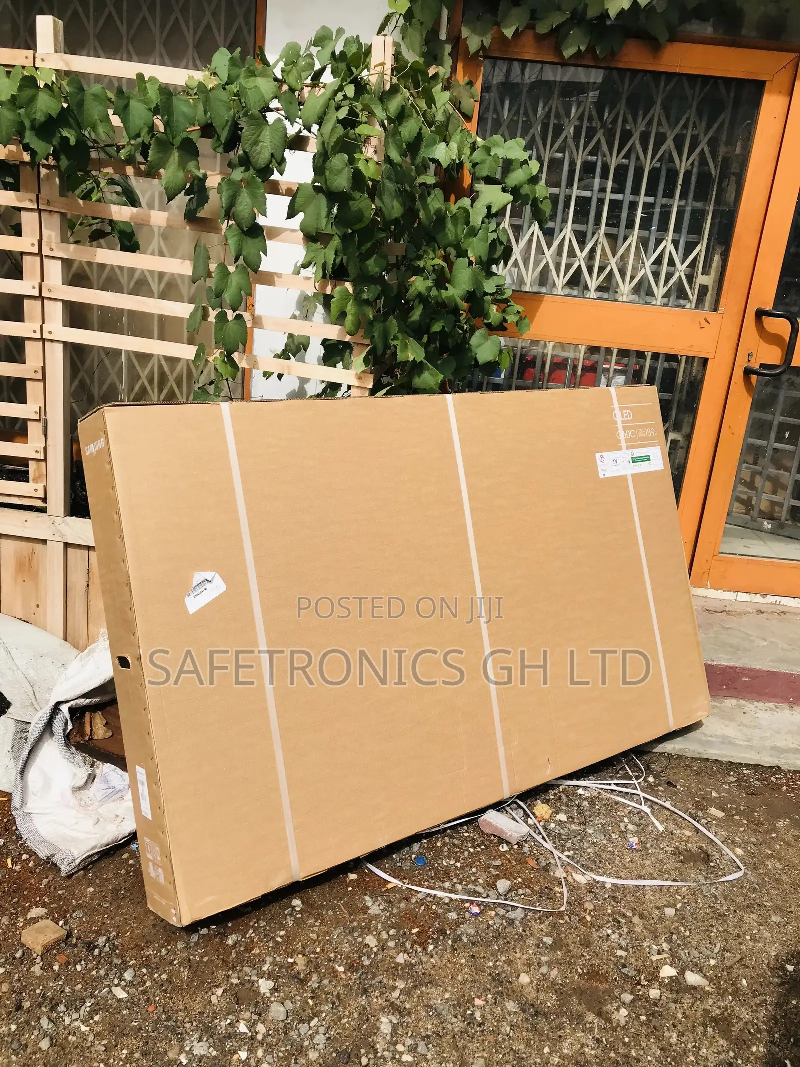 Samsung Black Electric Smart Q60C 75 Inches Glossy Qled