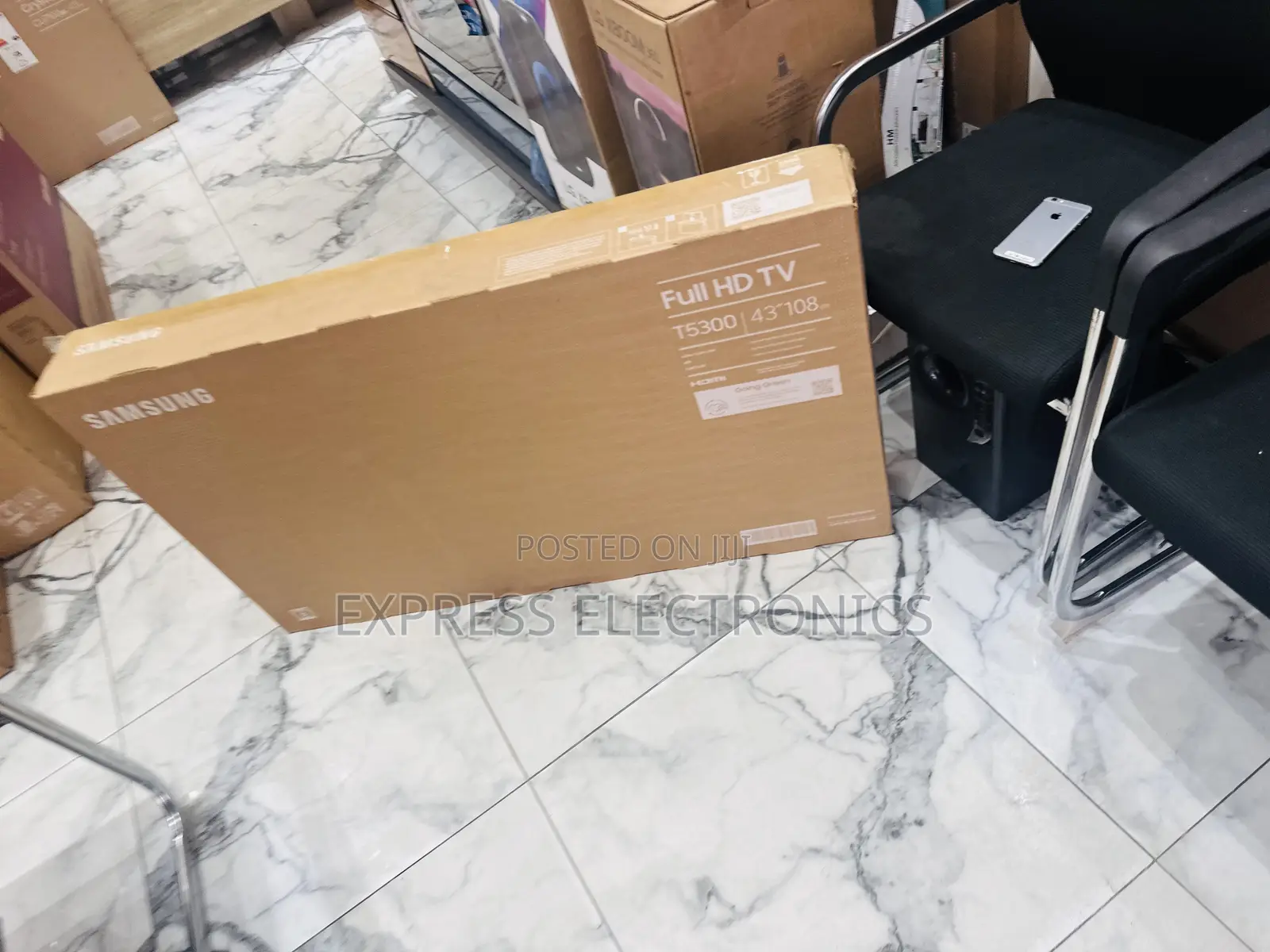 Very Affordable FHD Satellite Samsung 43TU5300