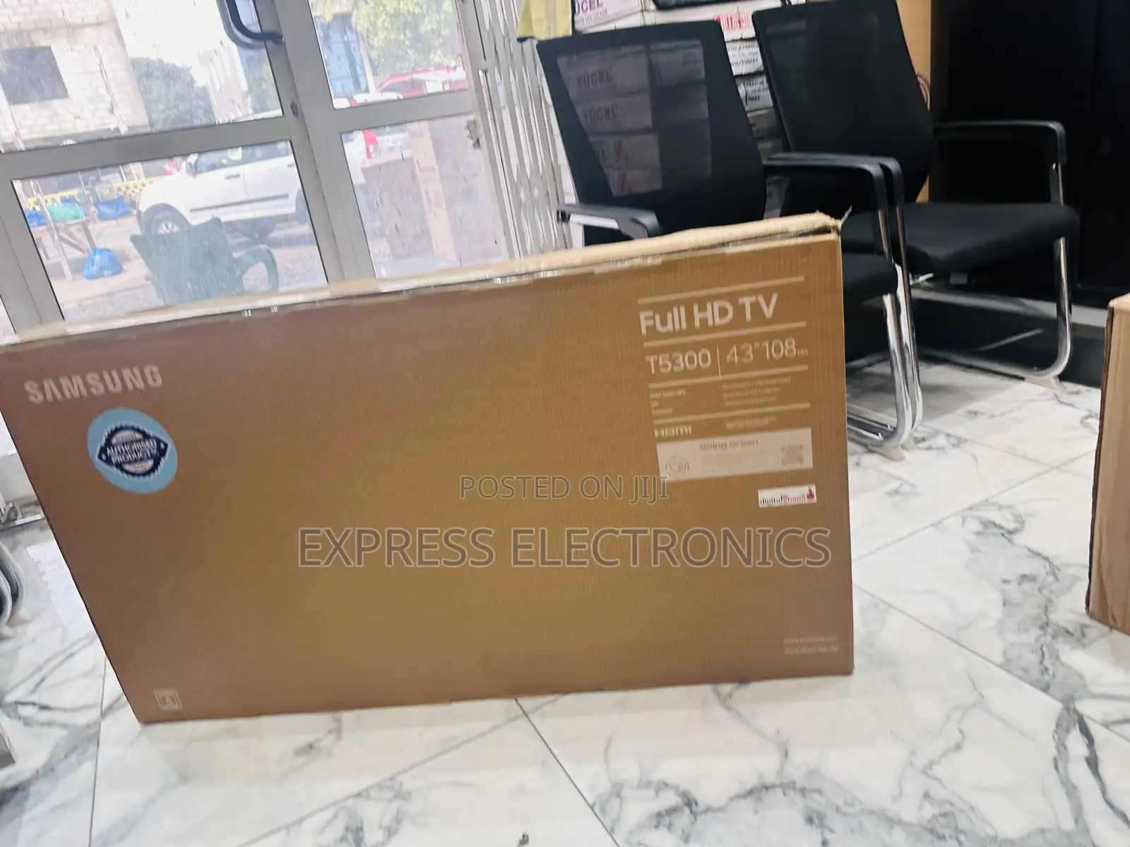Grab Your Favorite Samsung FHD Satellite Smart 43”T53000
