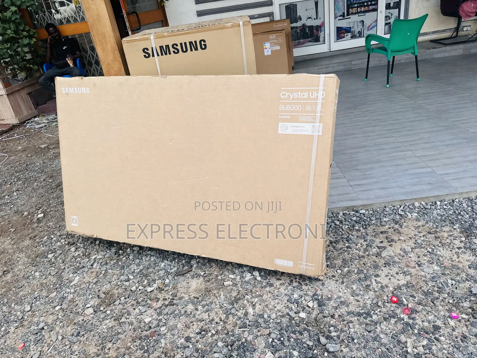Crystal UHD Smart Glossy Sleek Samsung 65”Cu8000